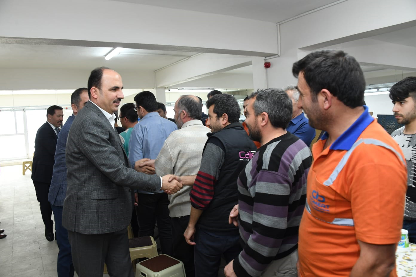 Başkan Altay Aykent Esnafını Ziyaret Etti 