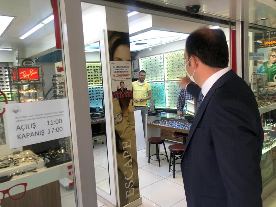 Başkan Altay Bayram Dönüşü Esnafı Ziyaret Etti