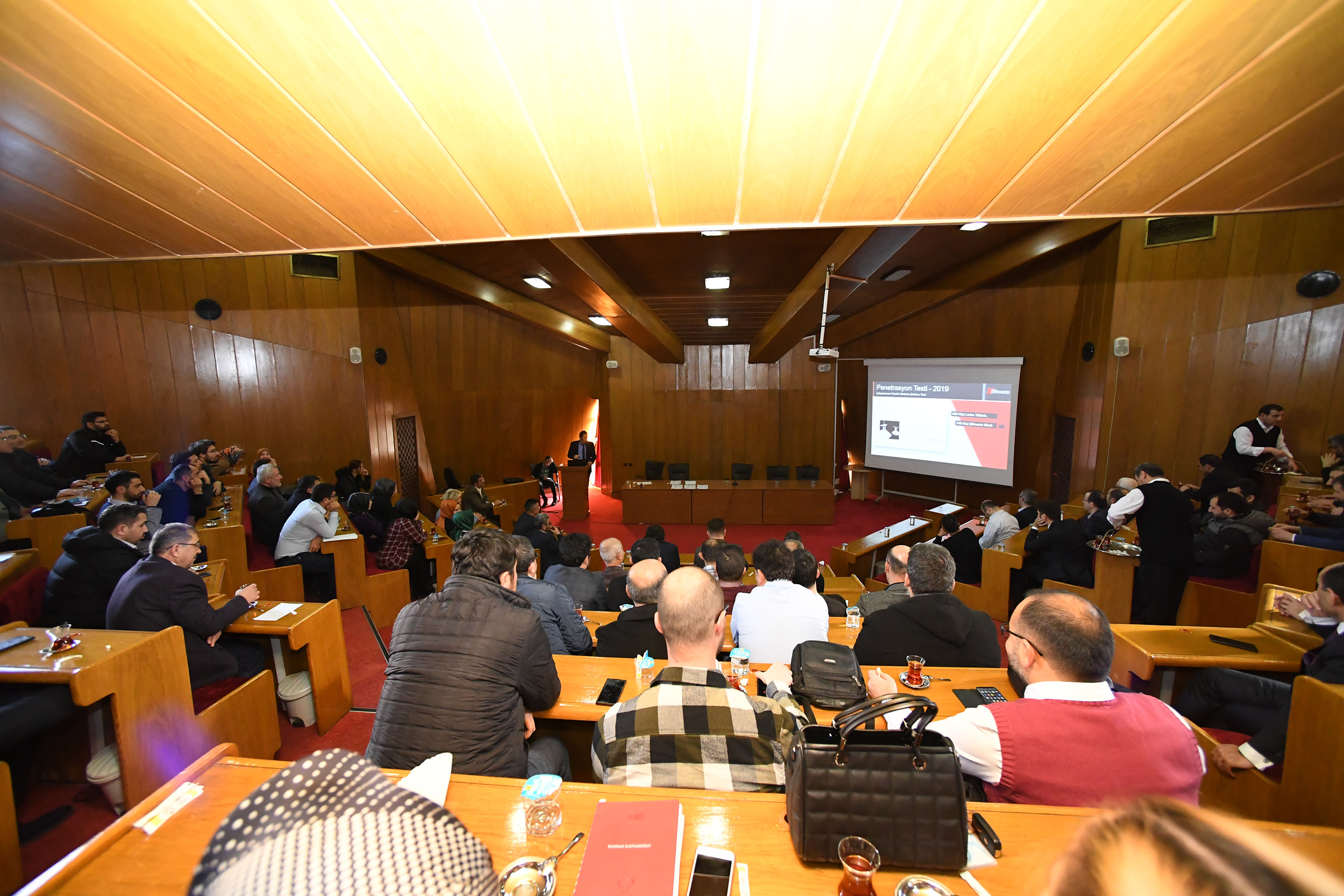 Büyükşehir Personeline Bilgi Güvenliği Farkındalığı Eğitimi