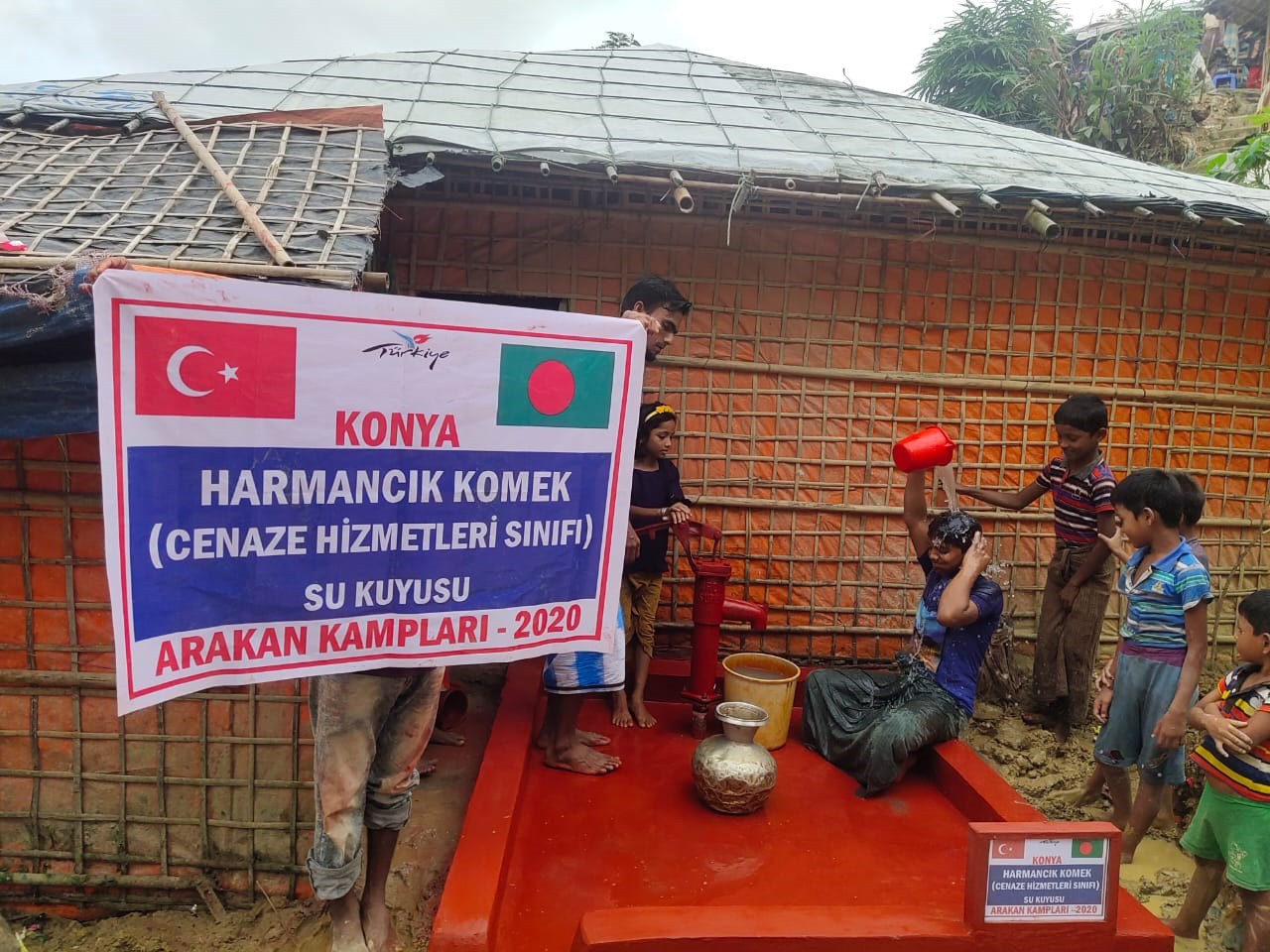 KOMEK Kursiyerlerinden Arakan'a Su Kuyusu