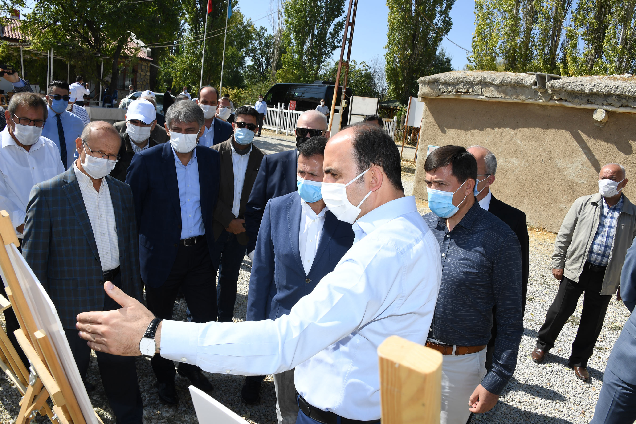 Bakan Yardımcısı Alpaslan ve Başkan Altay Tarihi Alanları İnceledi