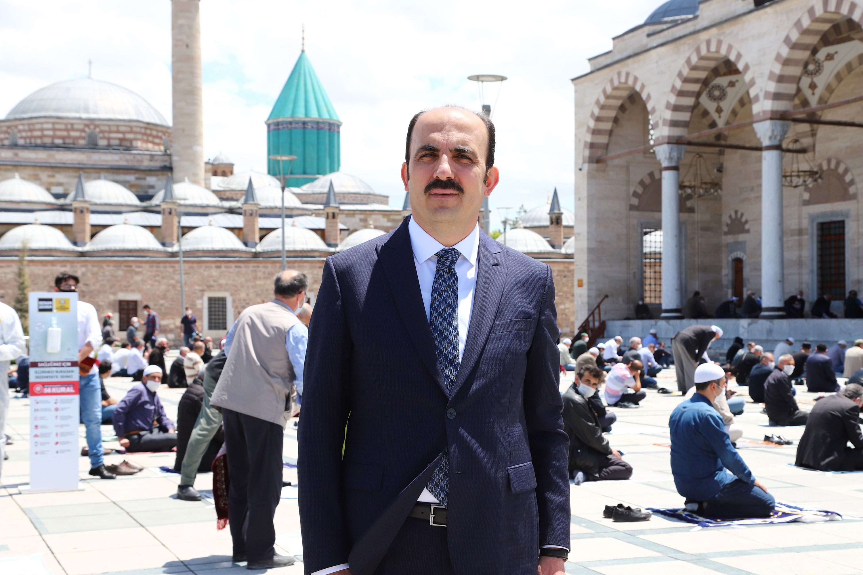 Konya'da Cuma Namazı İle İkinci Bayram Yaşandı