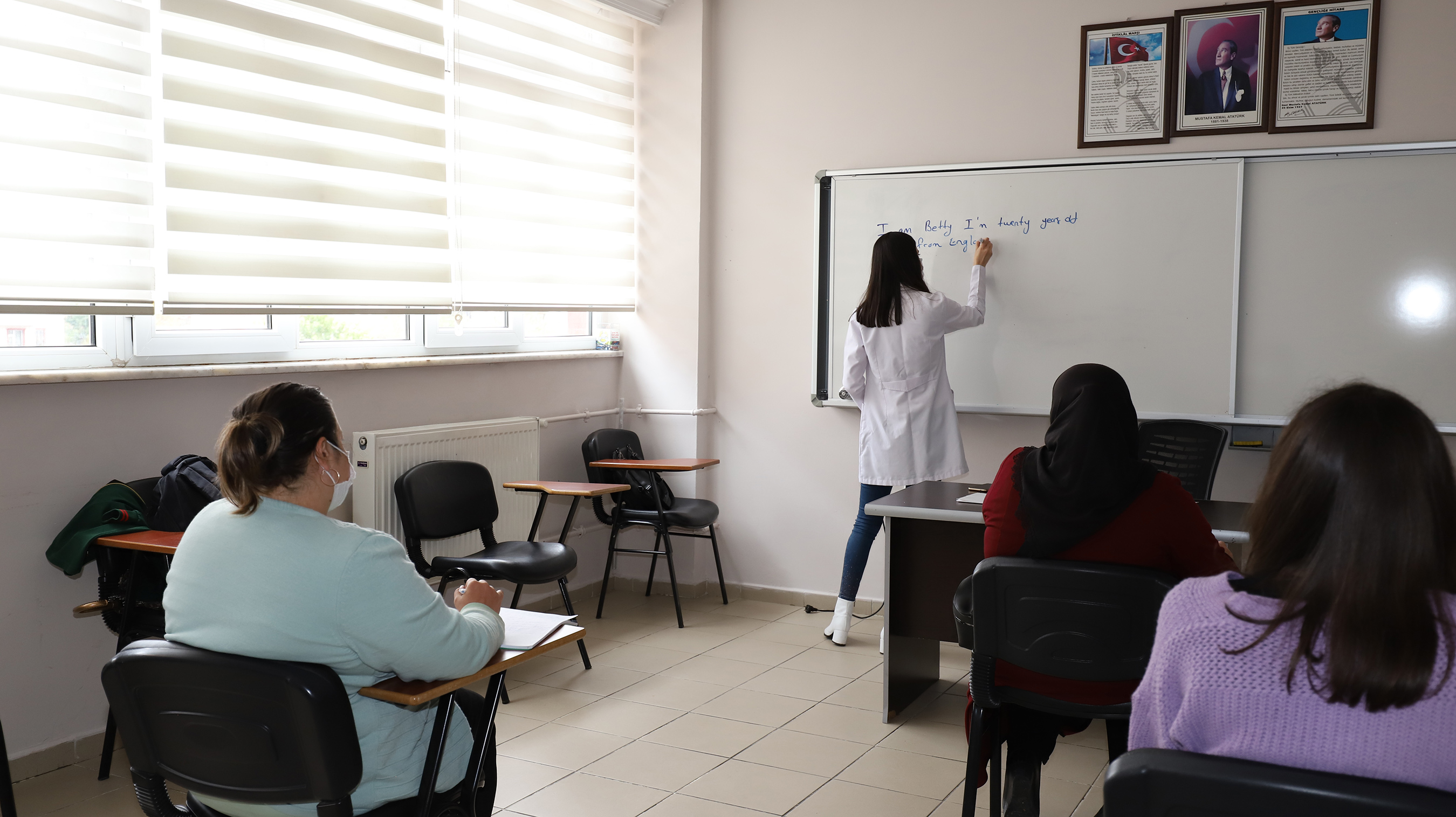 KOMEK'te Yeni Dönem Yüz Yüze ve Uzaktan Eğitimlerle Başladı