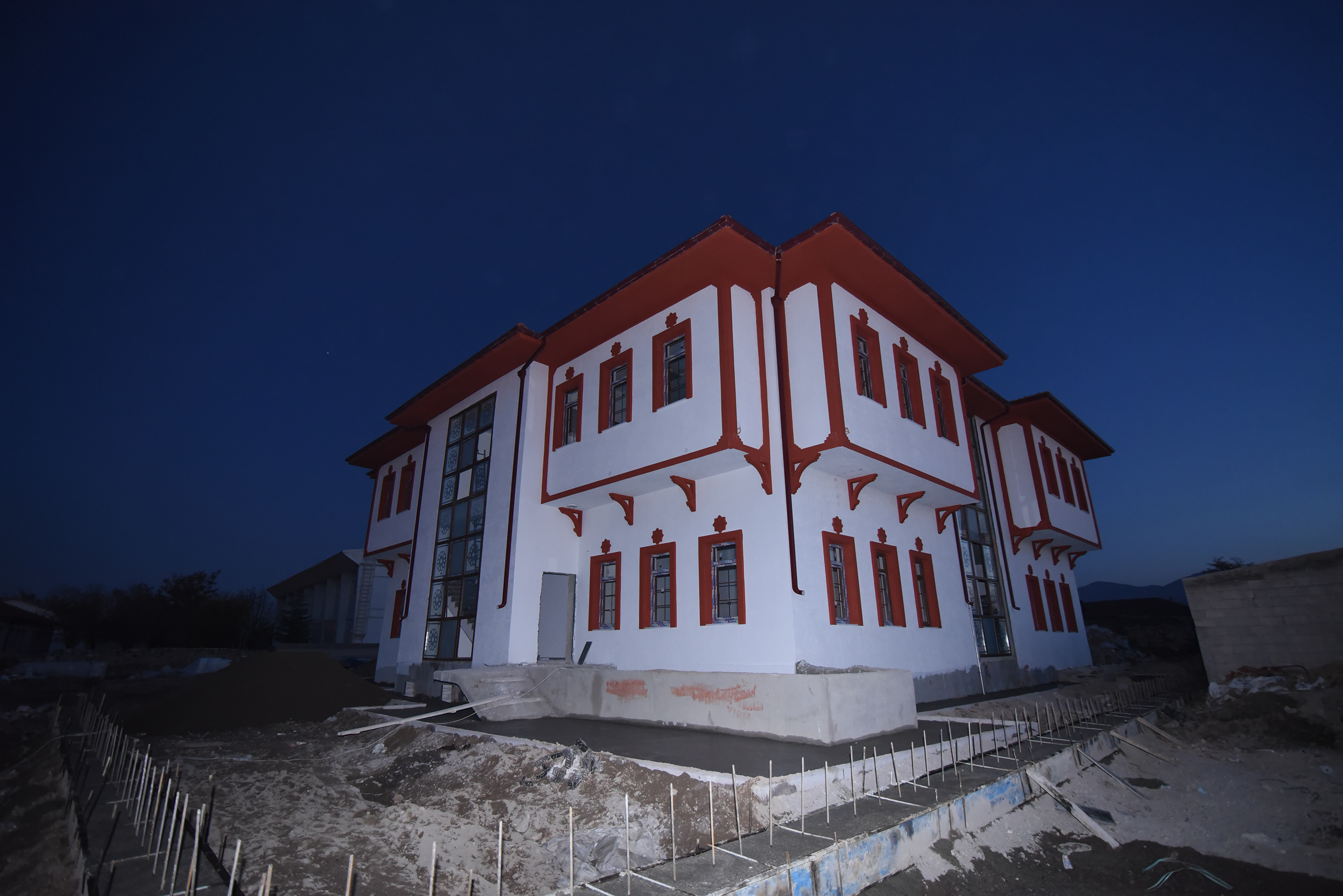 Başkan Altay Karapınar ve Emirgazi'de Vatandaşlarla Buluştu