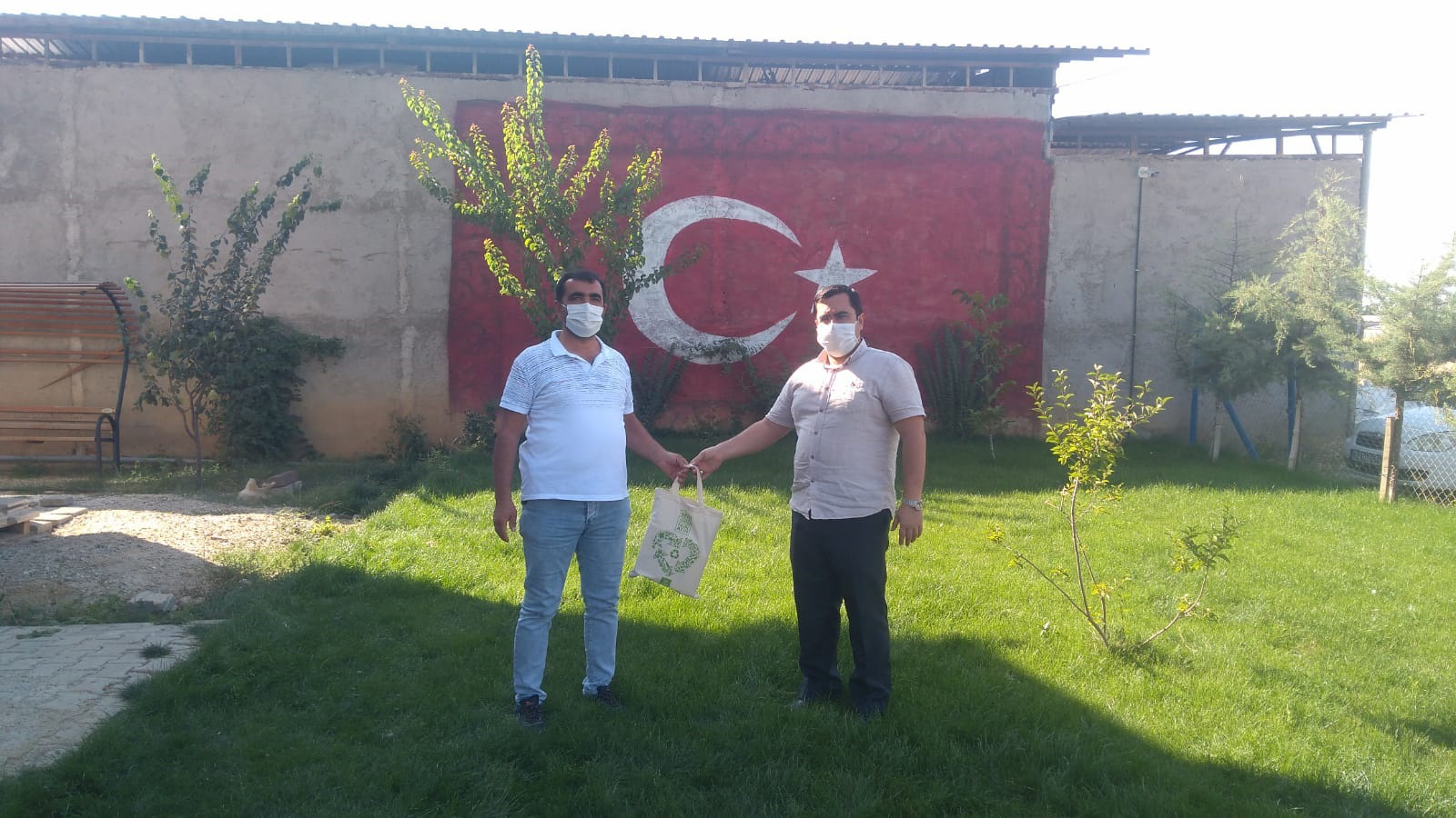Büyükşehir'den 1.154 Muhtara Hijyen Seti