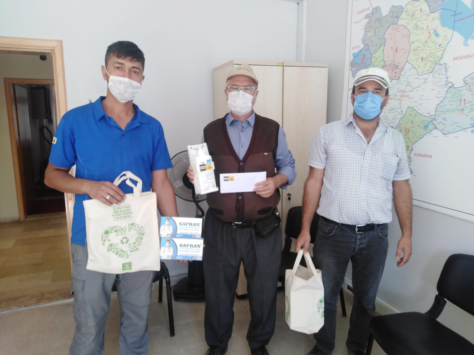 Büyükşehir'den 1.154 Muhtara Hijyen Seti