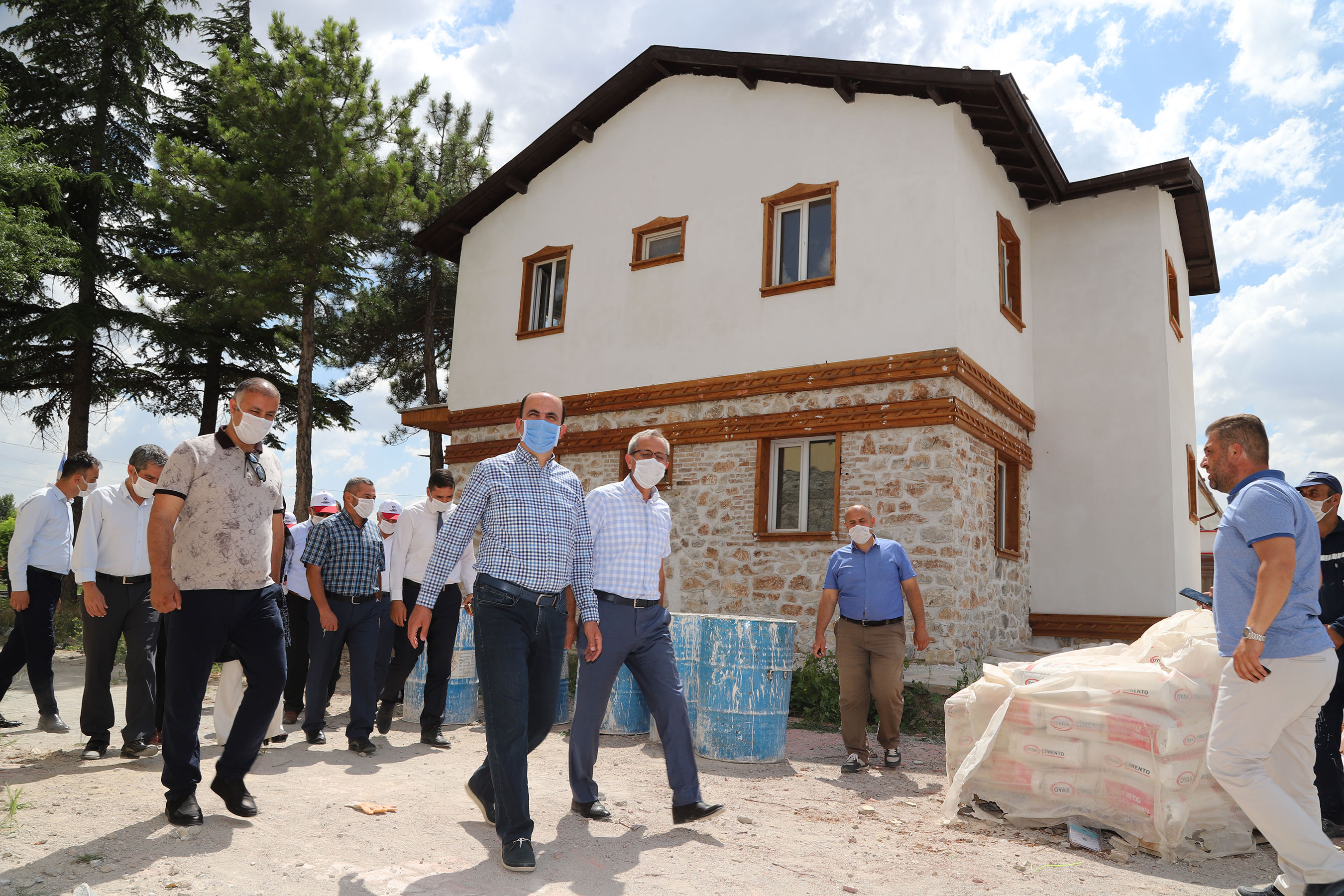 Başkan Altay Sarayönü'nde İncelemelerde Bulundu