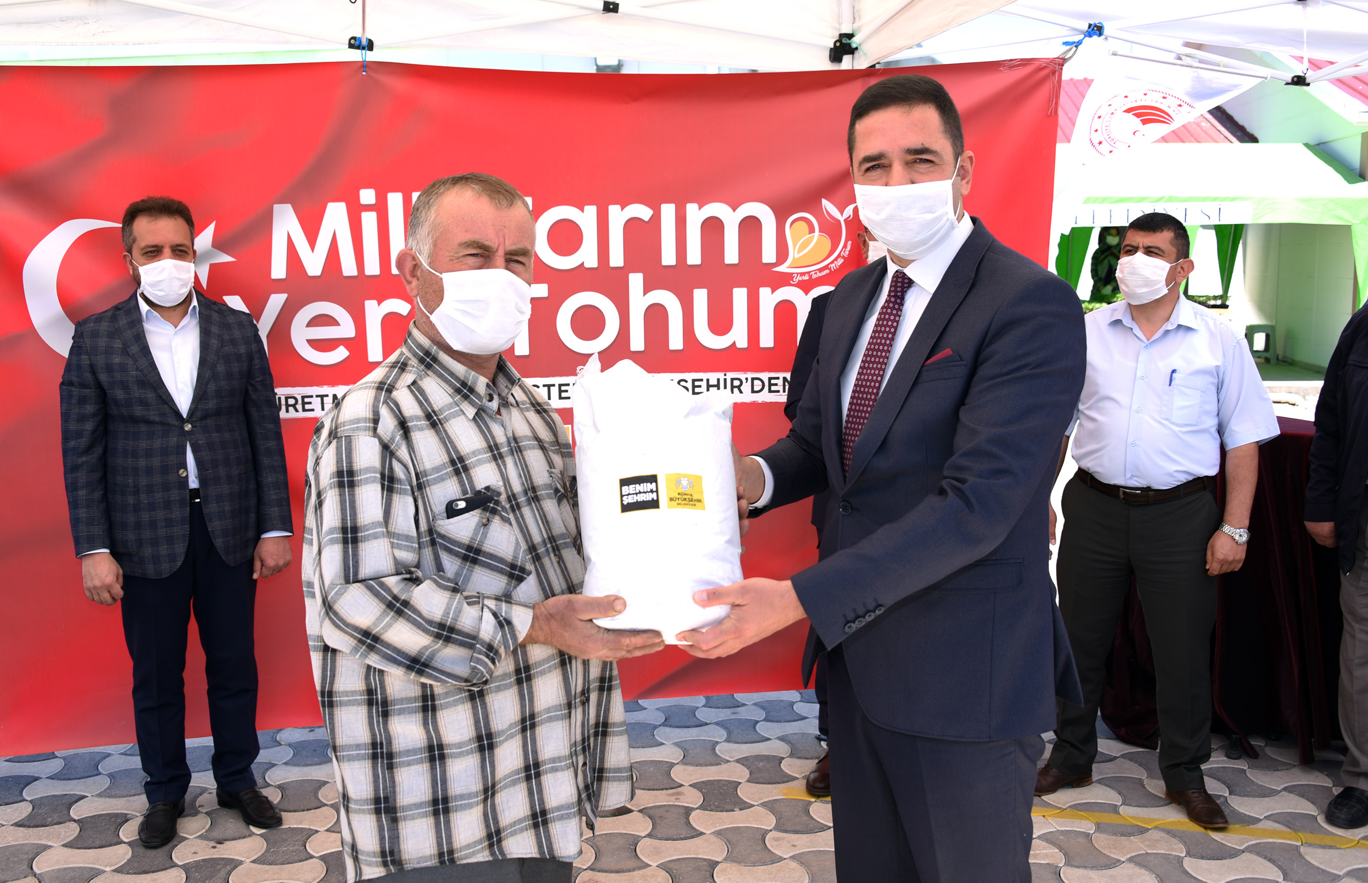Konya Büyükşehir'den Üreticiye Yerli Susam Tohumu Desteği