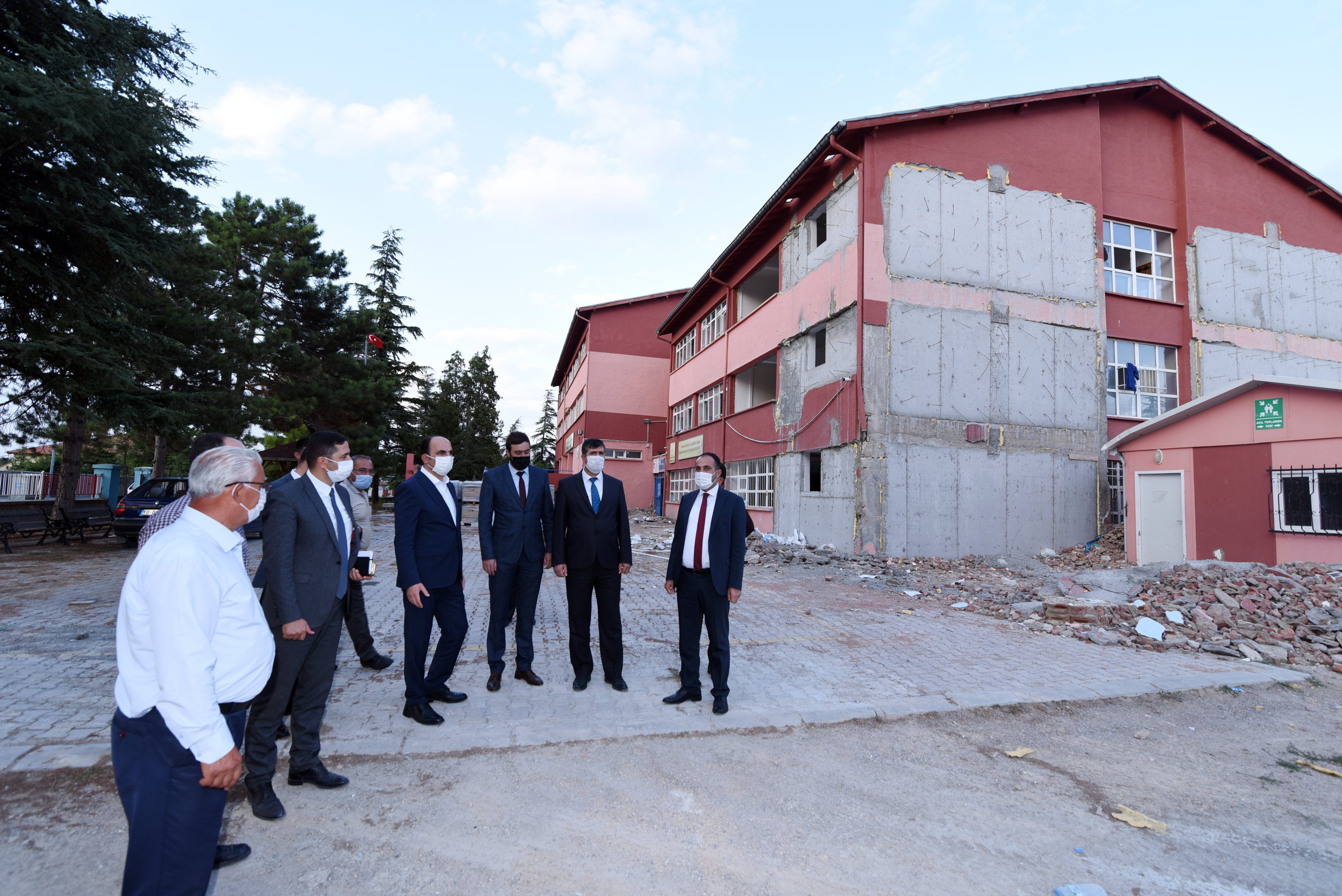 Başkan Altay Yunak ve Tuzlukçu'da İncelemelerde Bulundu