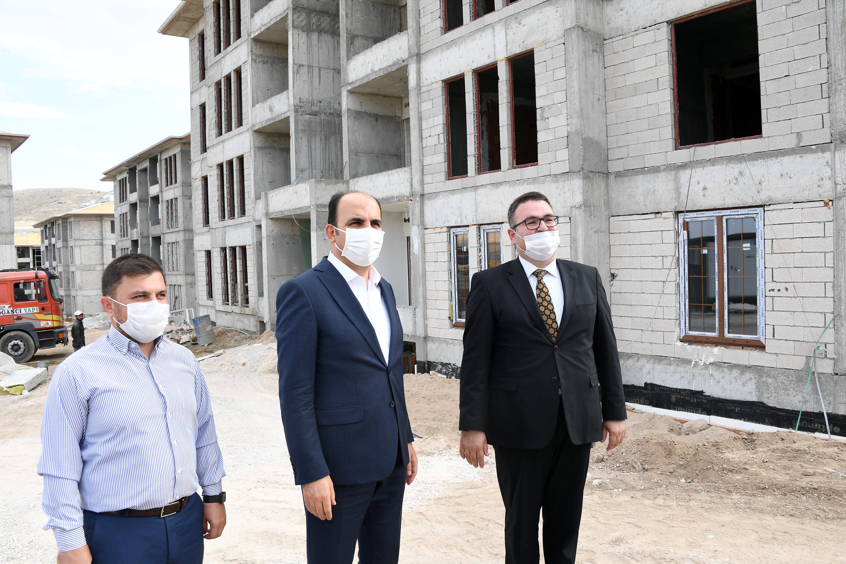 Başkan Altay Yunak ve Tuzlukçu'da İncelemelerde Bulundu