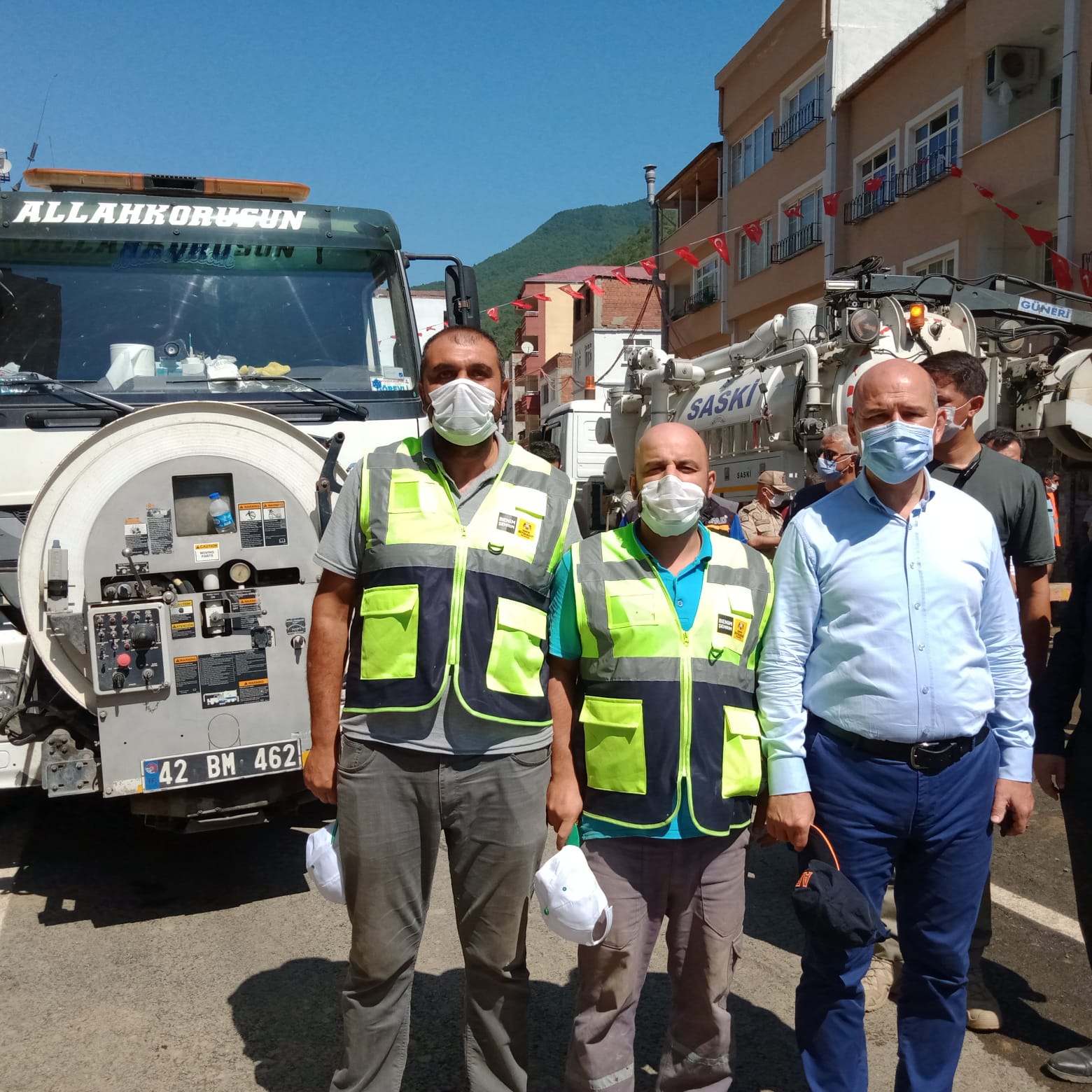 Bakan Soylu ve Bakan Kurum Giresun'daki Büyükşehir Ekiplerini Ziyaret Etti 