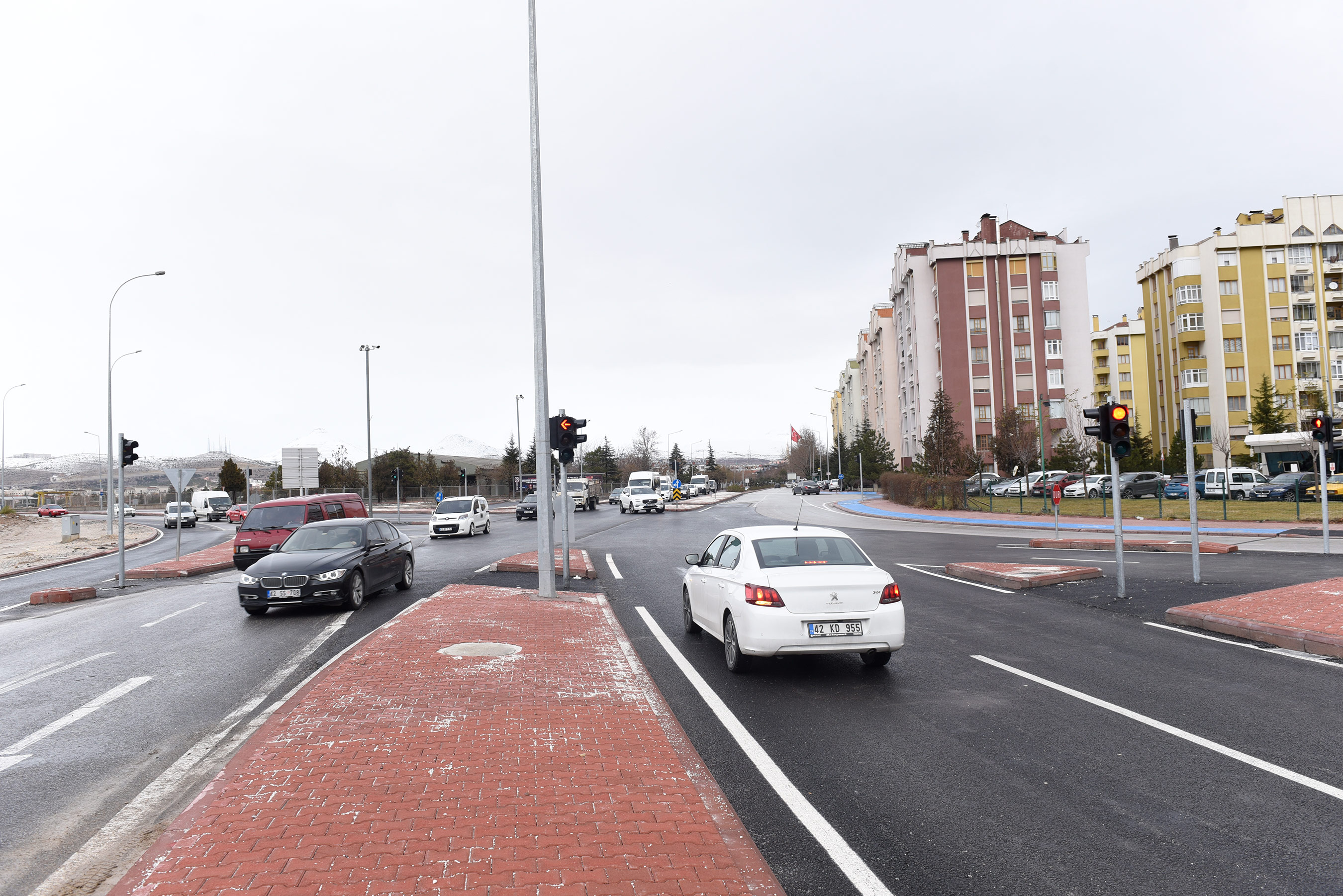 Büyükşehir, Kavşaklarda Akıllı Sinyalizasyon Uyguluyor