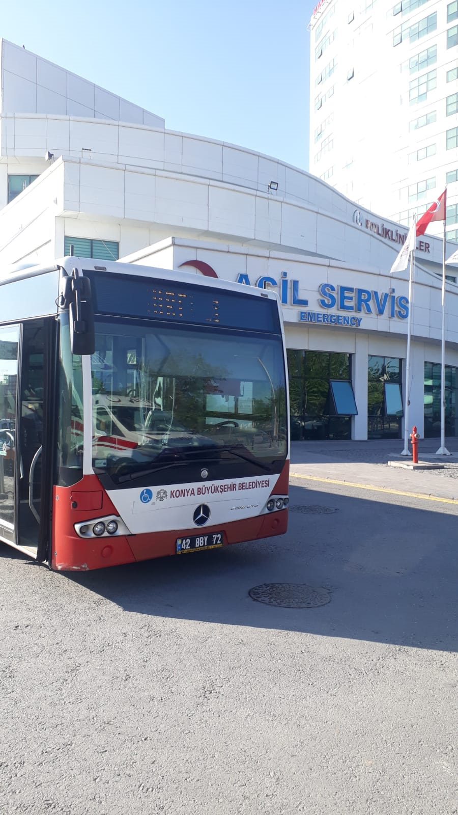 Sağlık Çalışanlarına Ücretsiz Ulaşım ve Otopark Uygulaması Devam Ediyor 