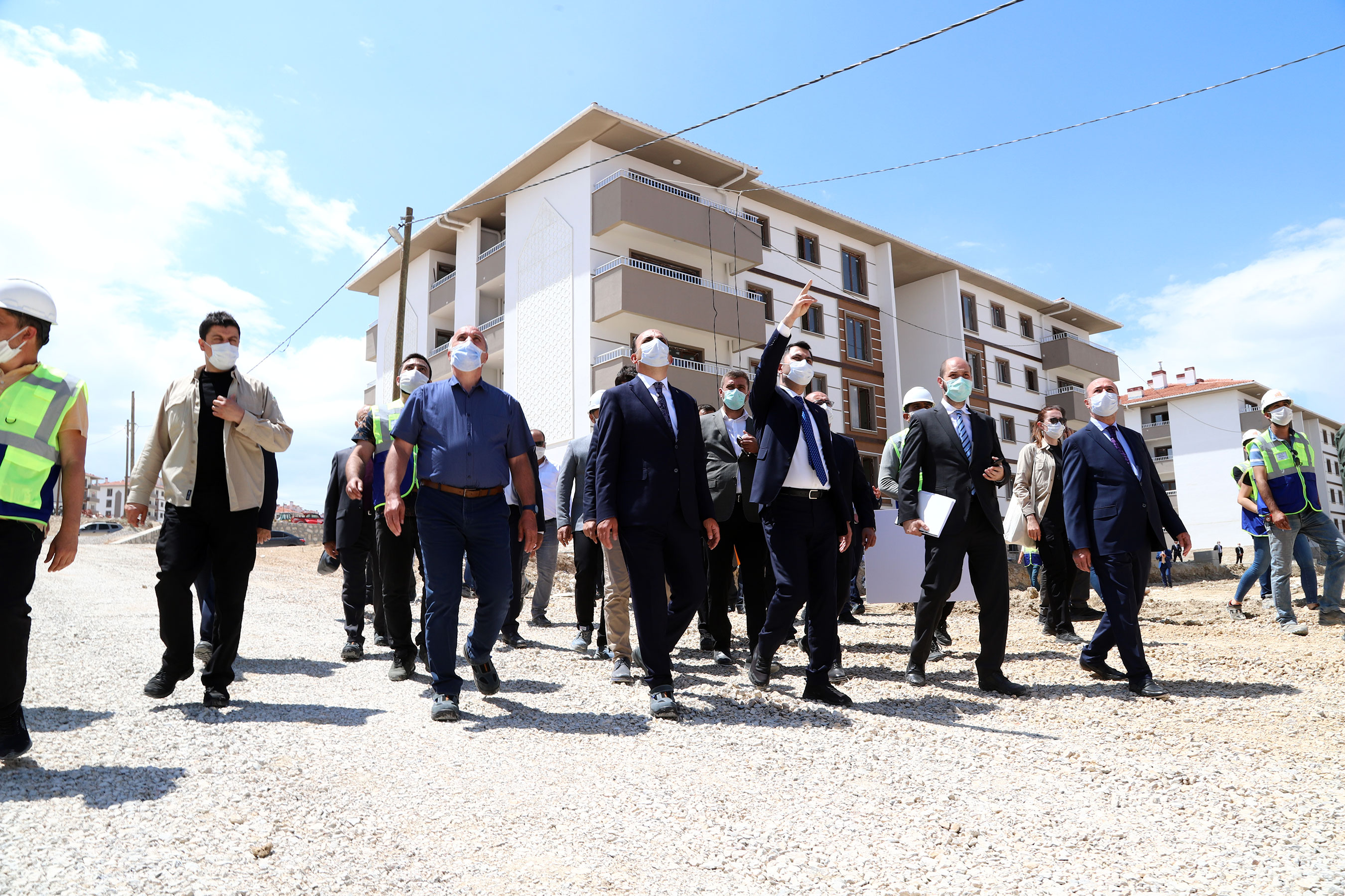 Bakan Kurum Konya Projelerini İnceledi, Muhtarlarla Buluştu