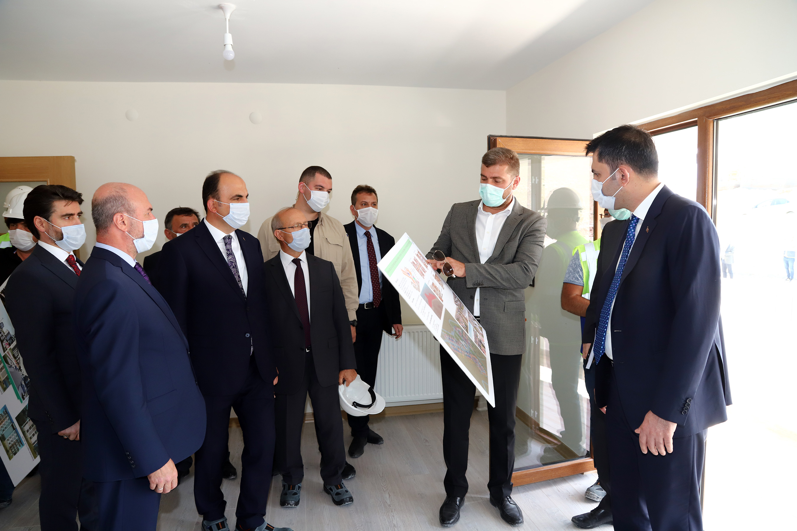 Bakan Kurum Konya Projelerini İnceledi, Muhtarlarla Buluştu