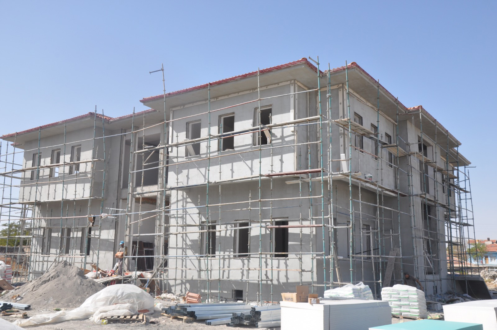 Emirgazi Şehir Konağı Hızla Yükseliyor