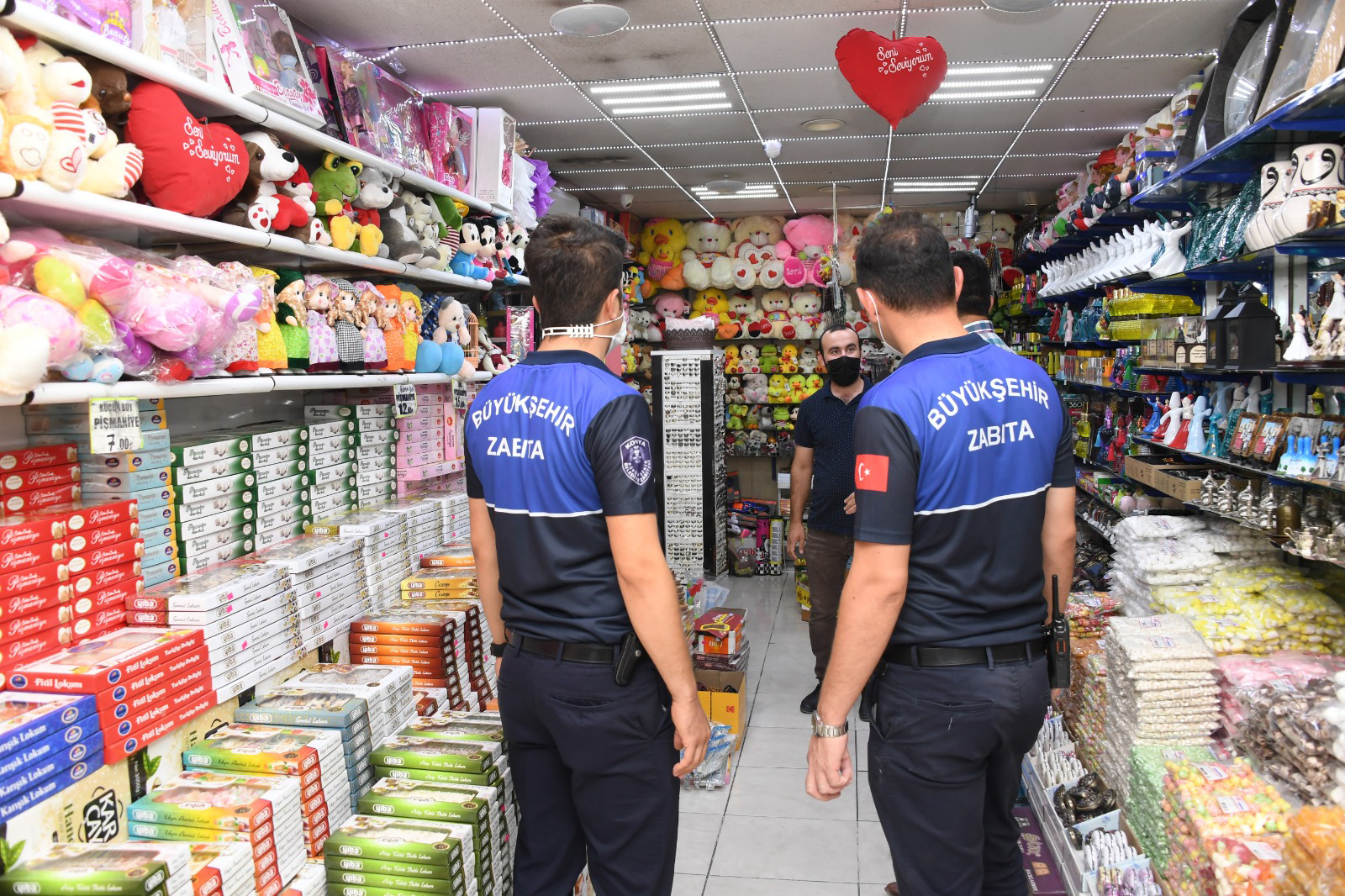 Konya'da Kapsamlı Sosyal Mesafe ve Maske Denetimi Yapıldı
