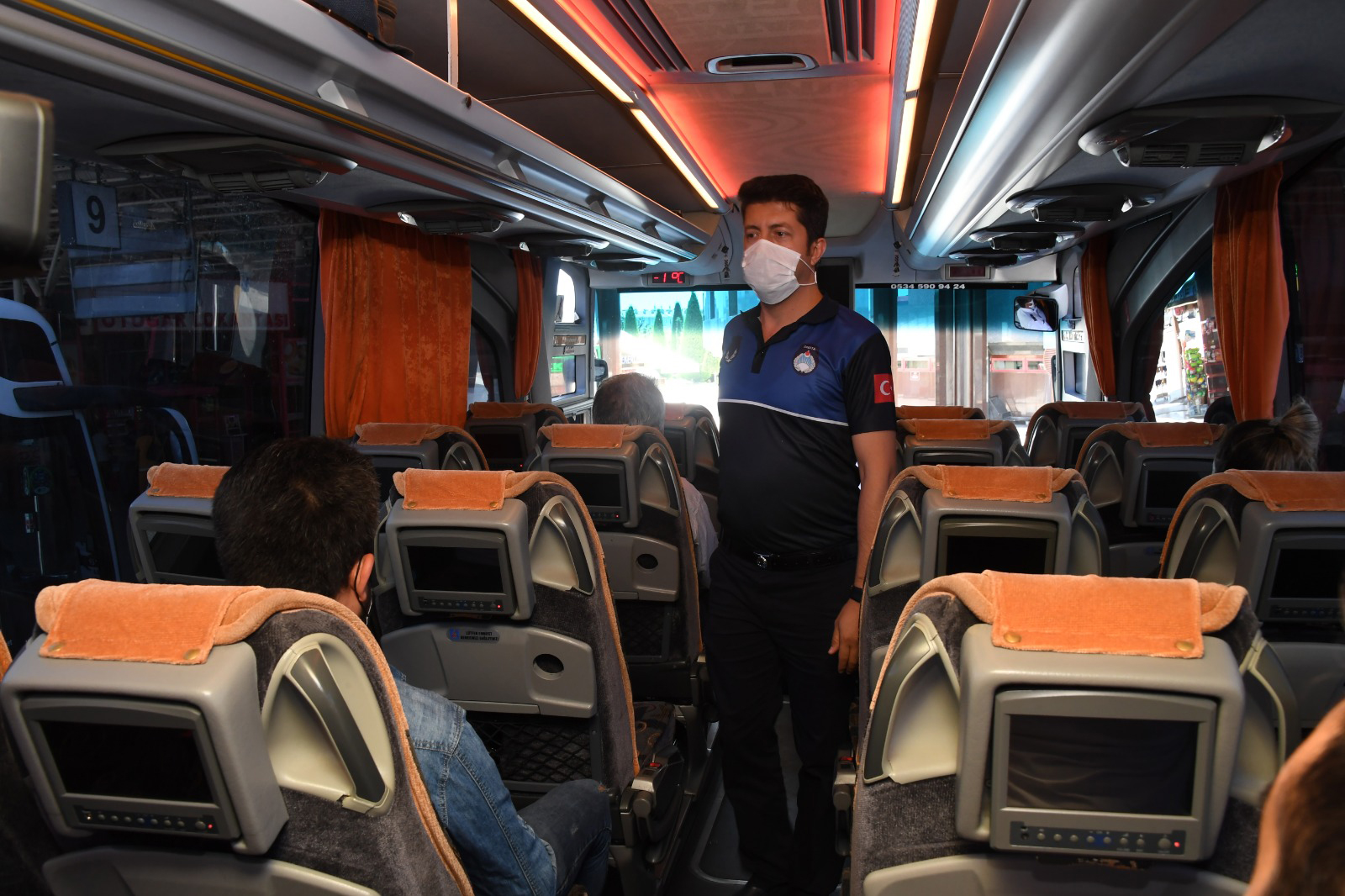 Konya'da Kapsamlı Sosyal Mesafe ve Maske Denetimi Yapıldı