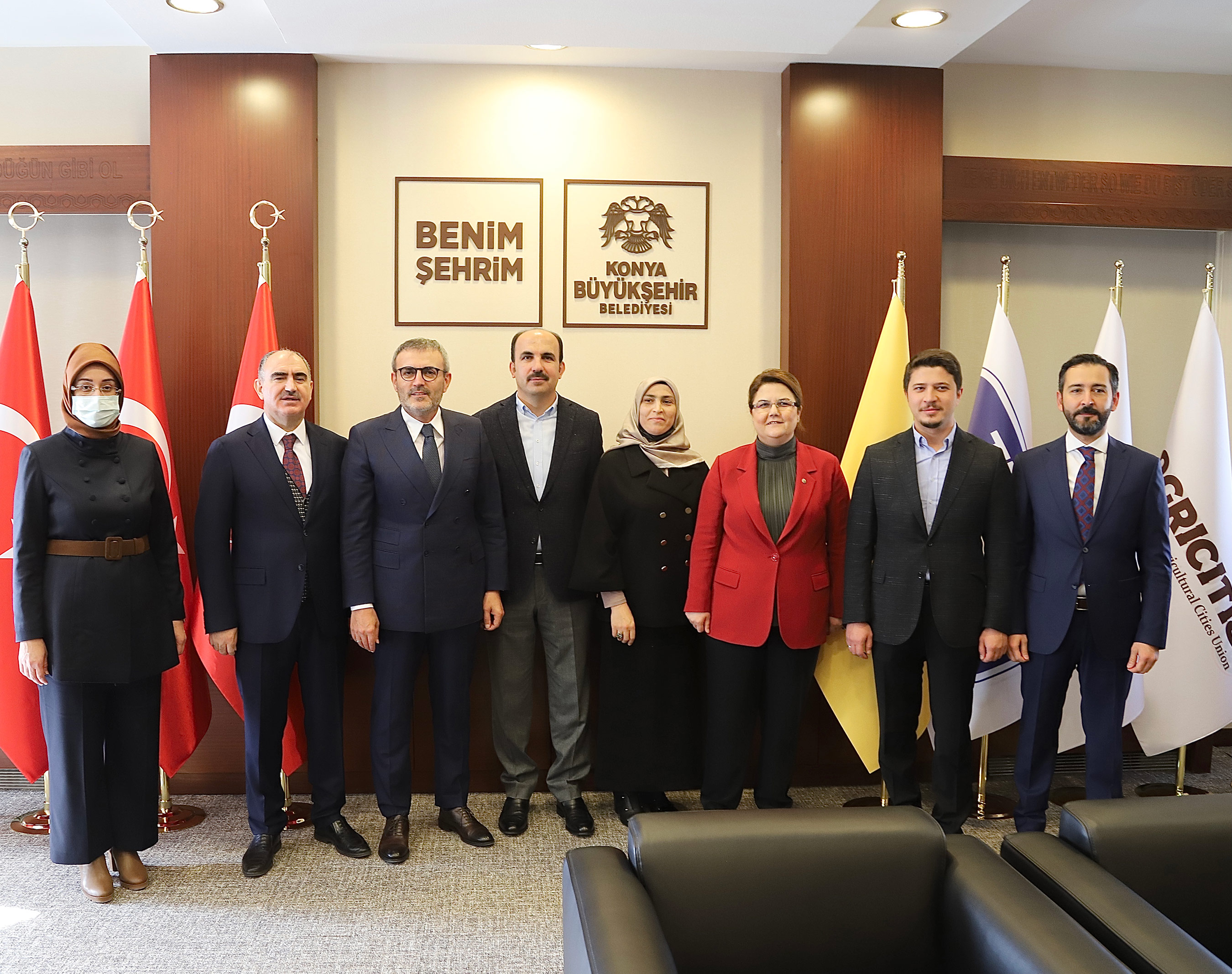 Aile Bakanı Yanık ve Mahir Ünal Başkan Altay'ı Ziyaret Etti