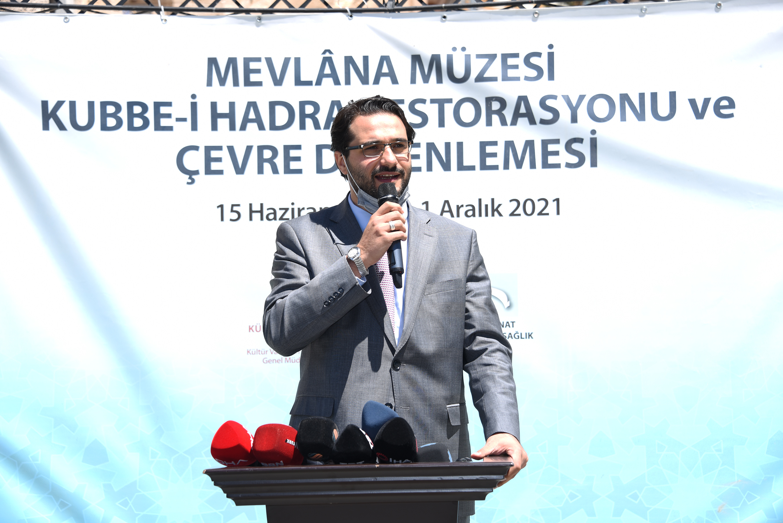 Kubbe-i Hadra'ya Yeni Çiniler Yerleştirildi