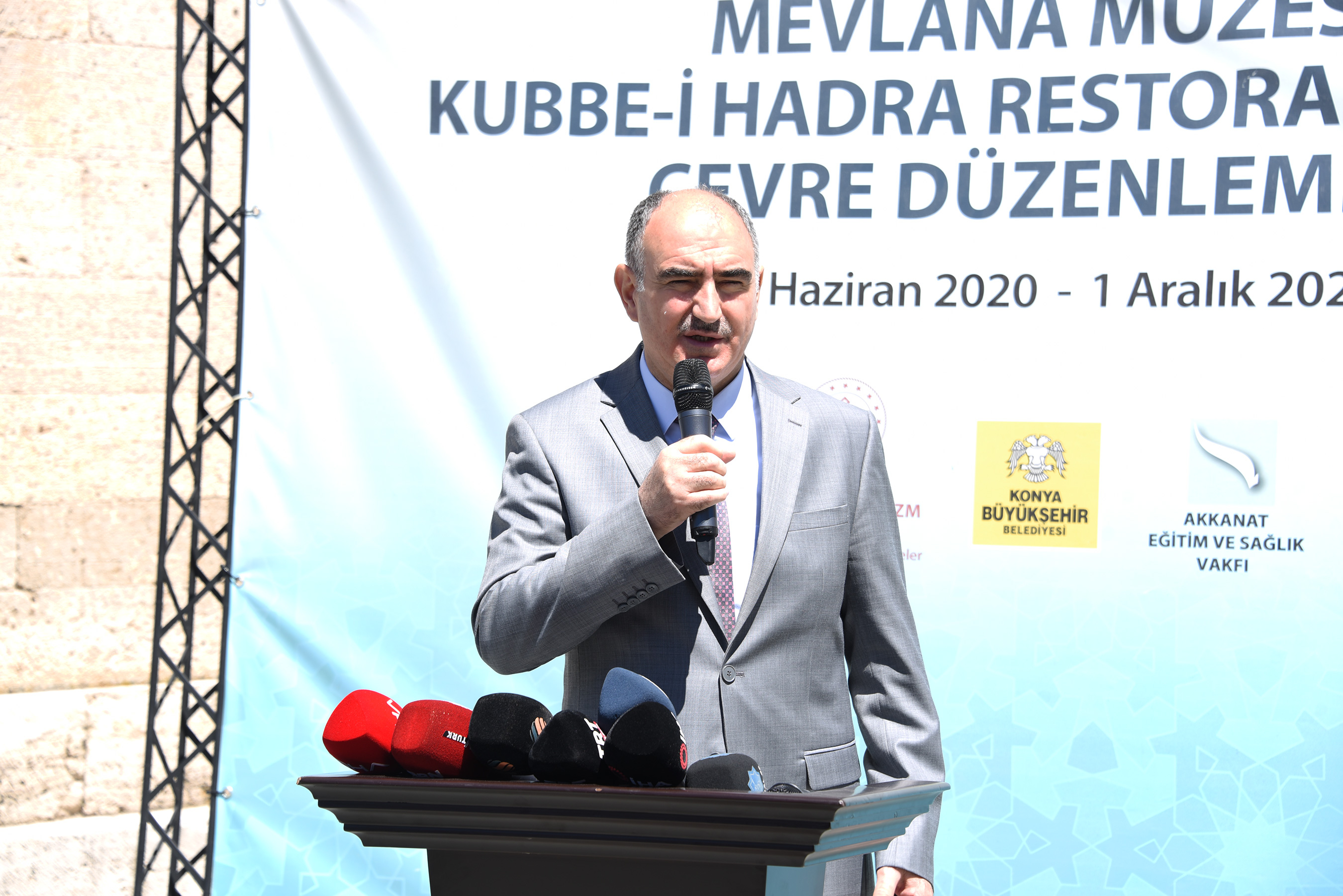Kubbe-i Hadra'ya Yeni Çiniler Yerleştirildi