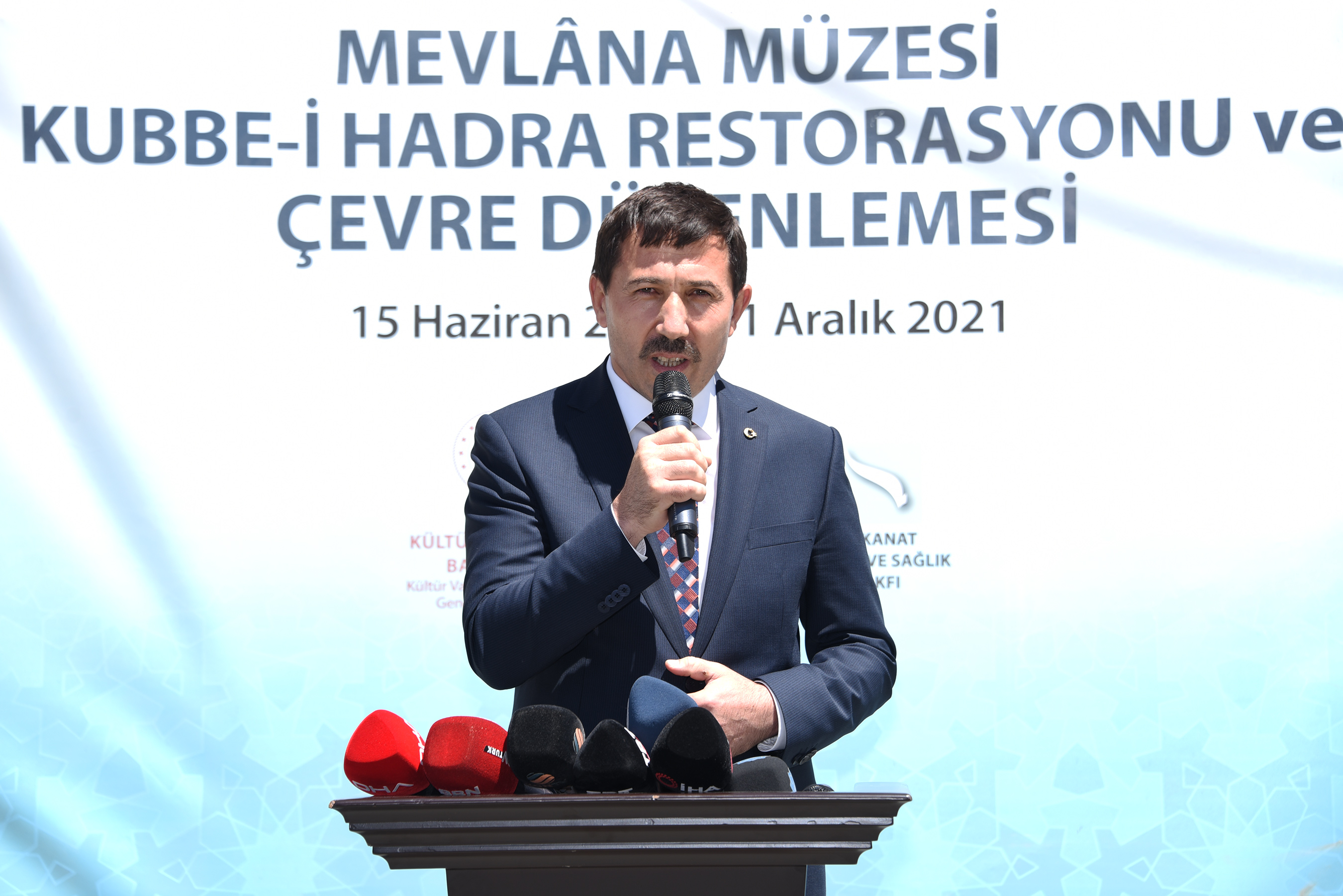 Kubbe-i Hadra'ya Yeni Çiniler Yerleştirildi