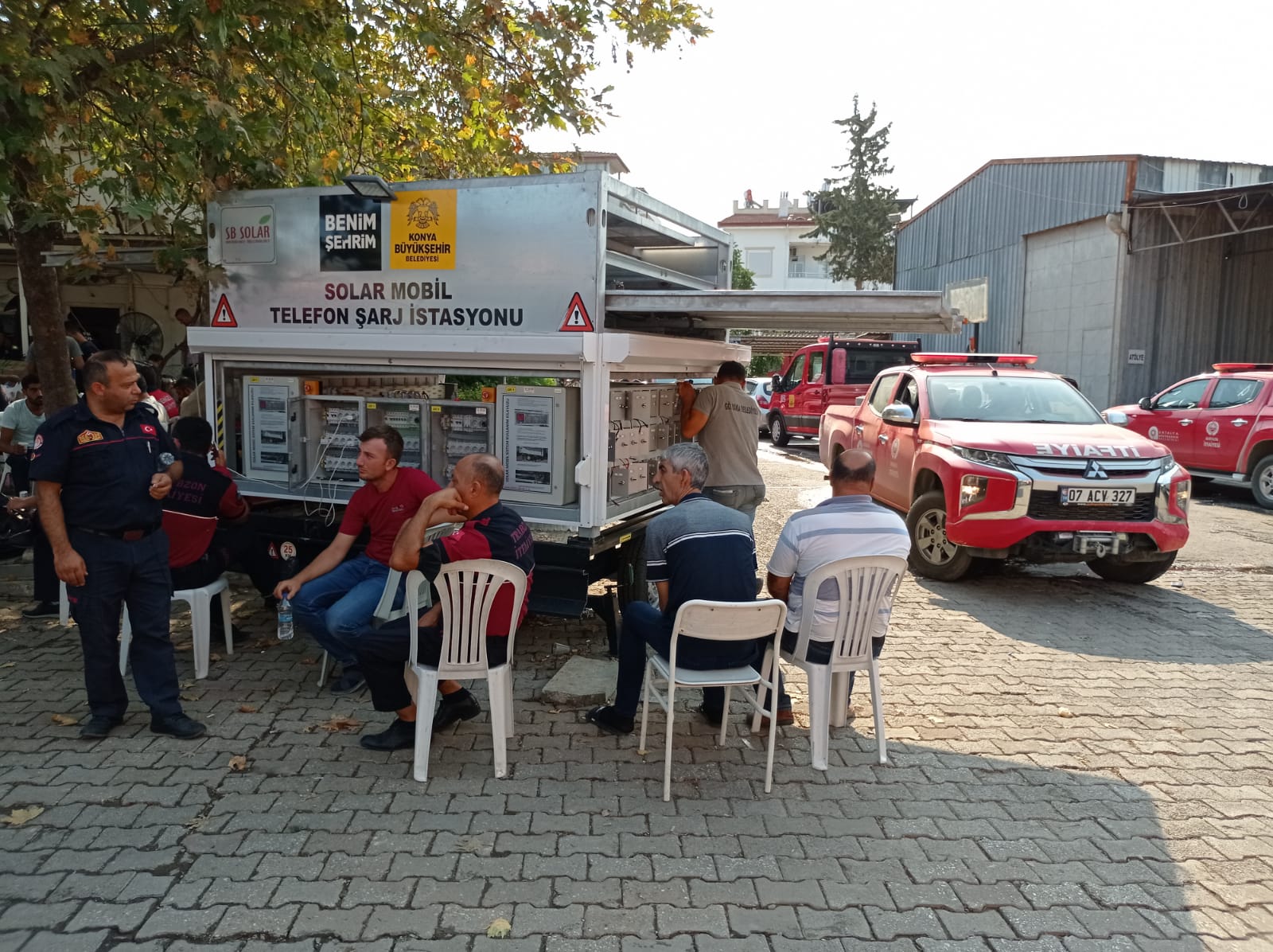 Konya Büyükşehir Manavgat'a Solar Mobil Telefon Şarj İstasyonu Kurdu