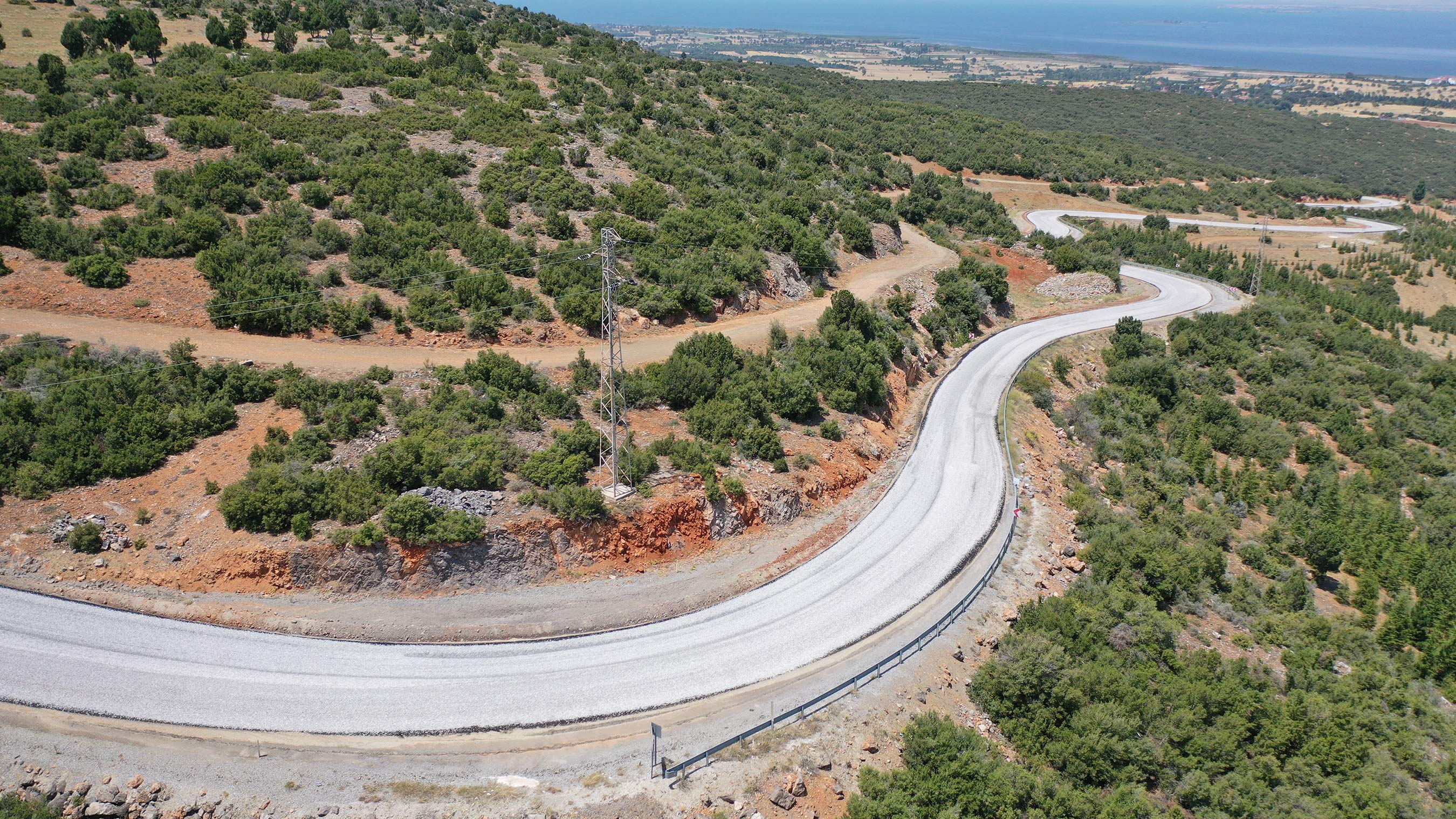 Beyşehir'de Mahalle Yollarının Kalitesi Artıyor