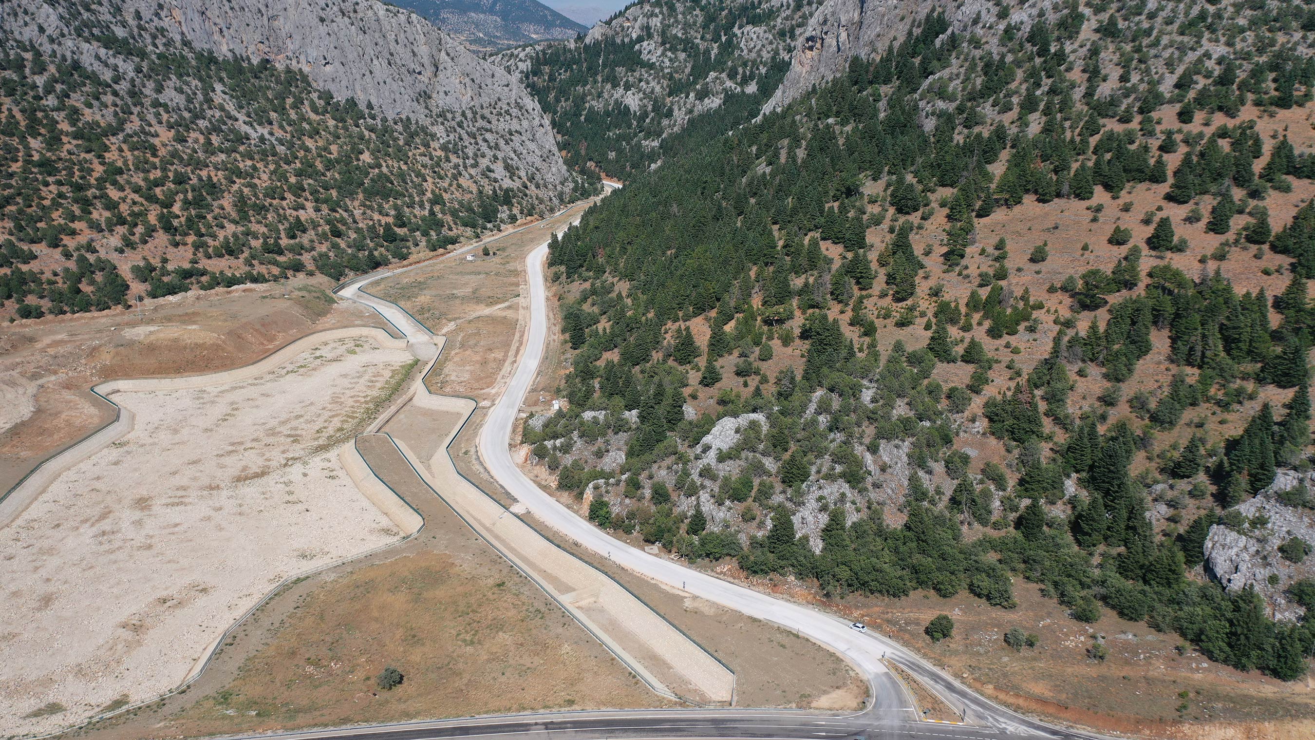 Derebucak-Gencek Mahalle Yolu Tamamlandı