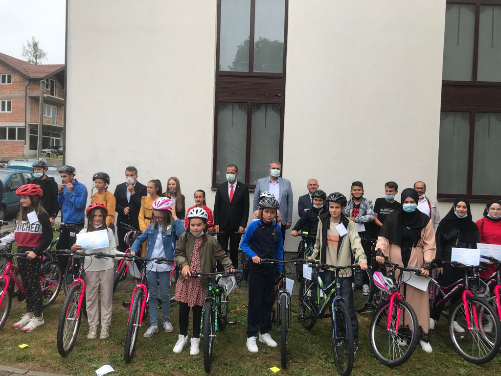 Balkanlar Genç KOMEK'te Öğrencilerin Ödül Heyecanı