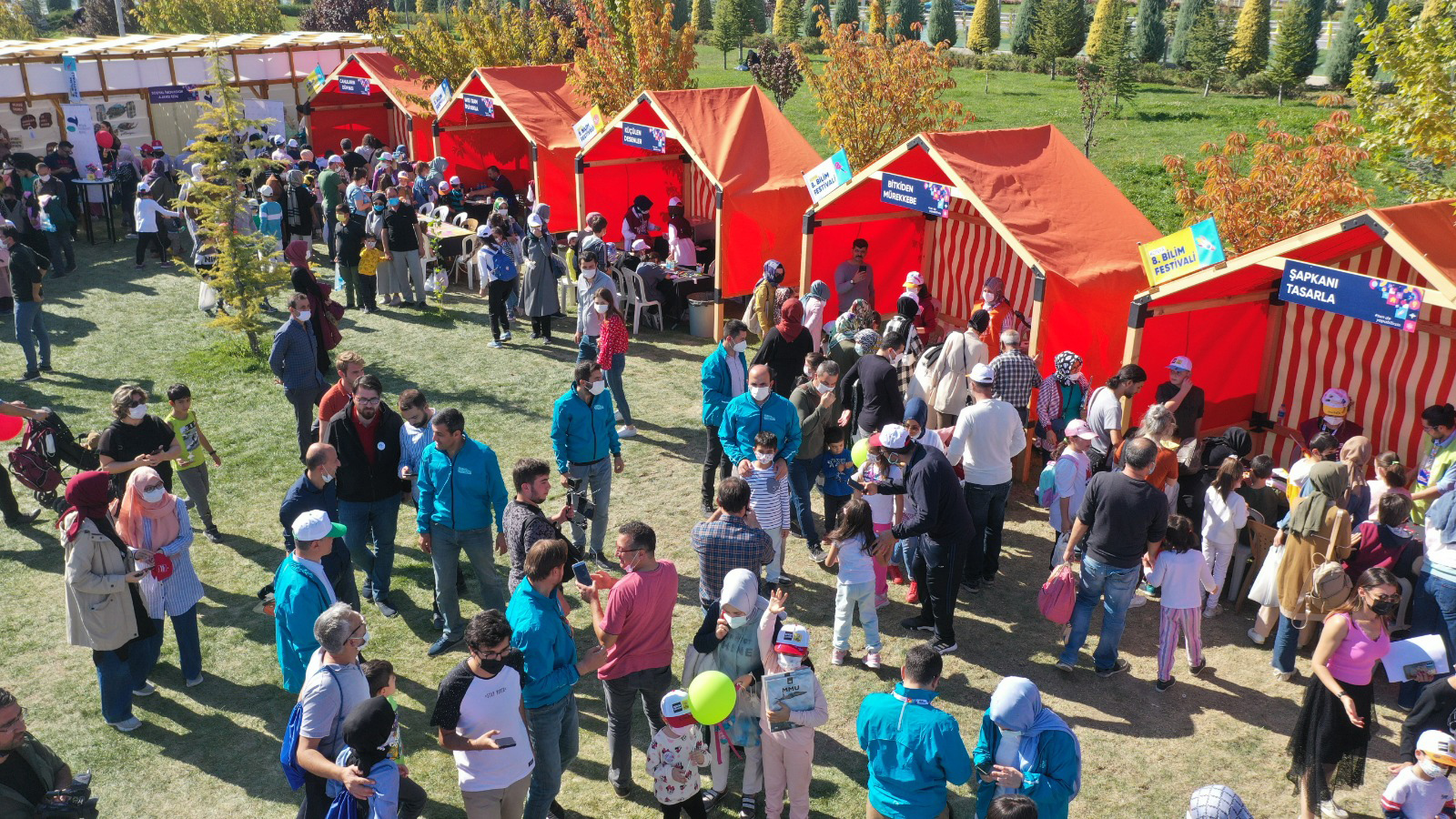 8. Konya Bilim Festivali Türkiye'nin Her Yerinden Yoğun Katılımla Gerçekleşti 