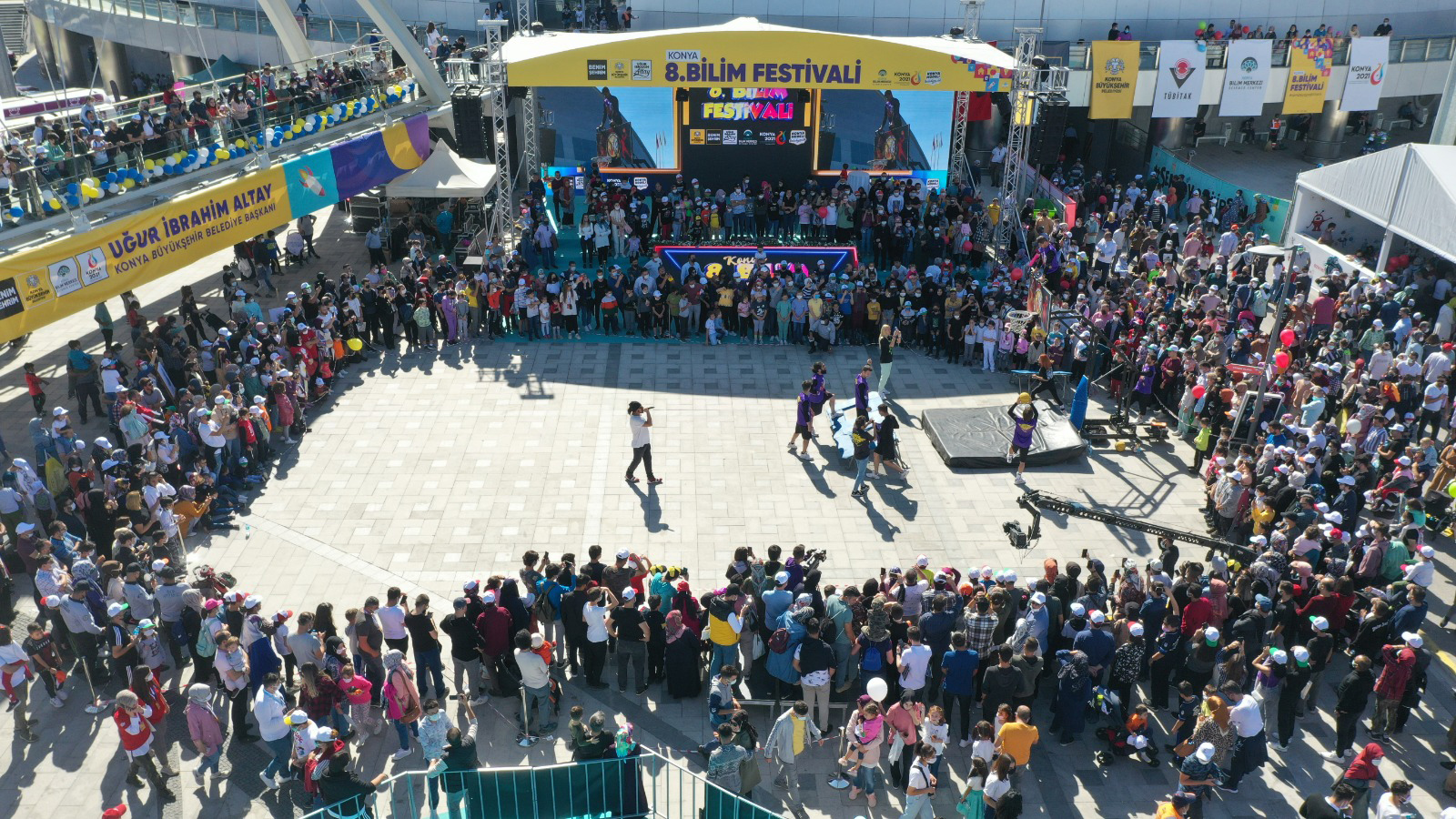 8. Konya Bilim Festivali Türkiye'nin Her Yerinden Yoğun Katılımla Gerçekleşti 