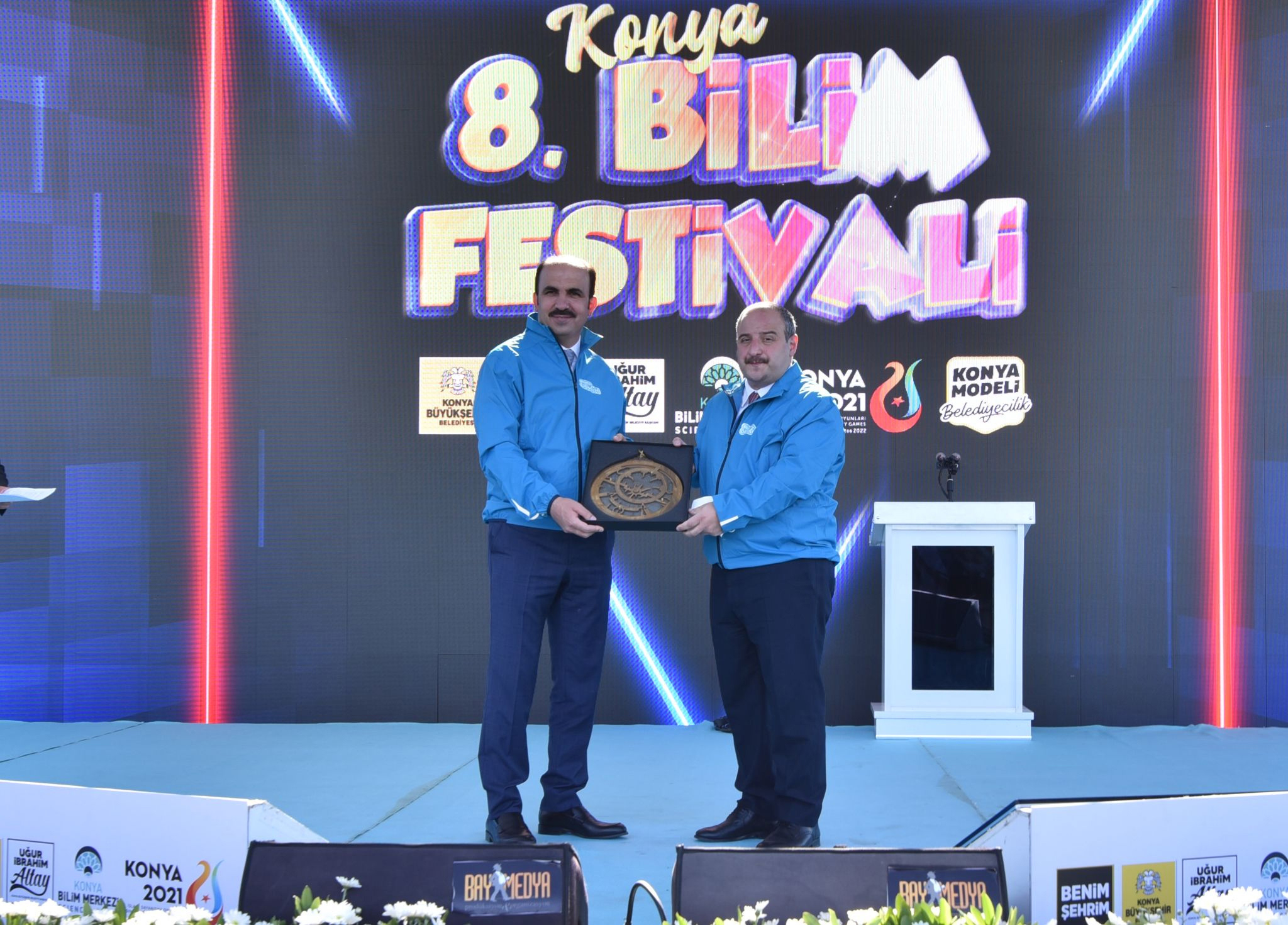 Bakan Varank: Bu Atmosferi Soluyan Gençler Büyük Türkiye'nin Lokomotifi Olacak
