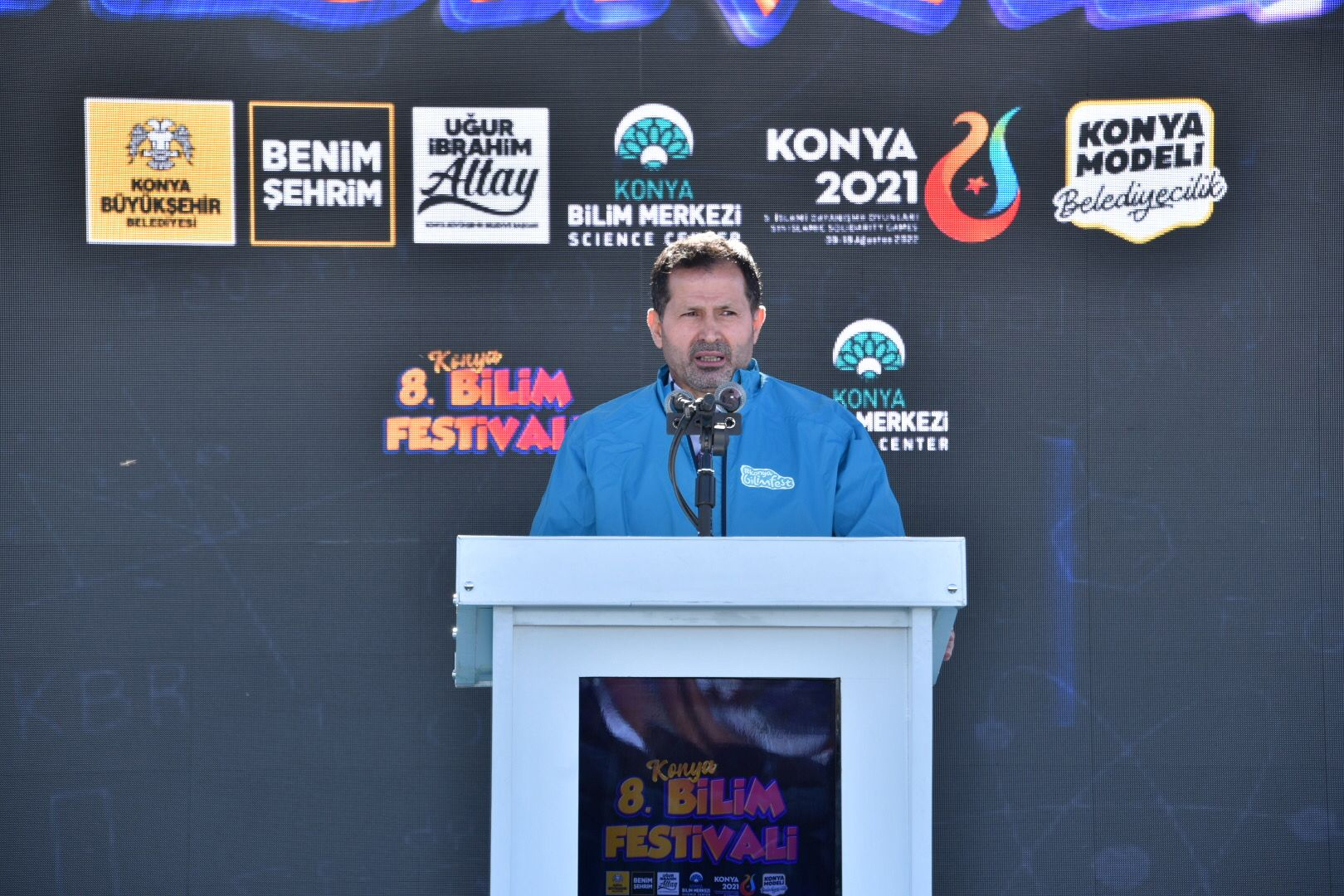 Bakan Varank: Bu Atmosferi Soluyan Gençler Büyük Türkiye'nin Lokomotifi Olacak
