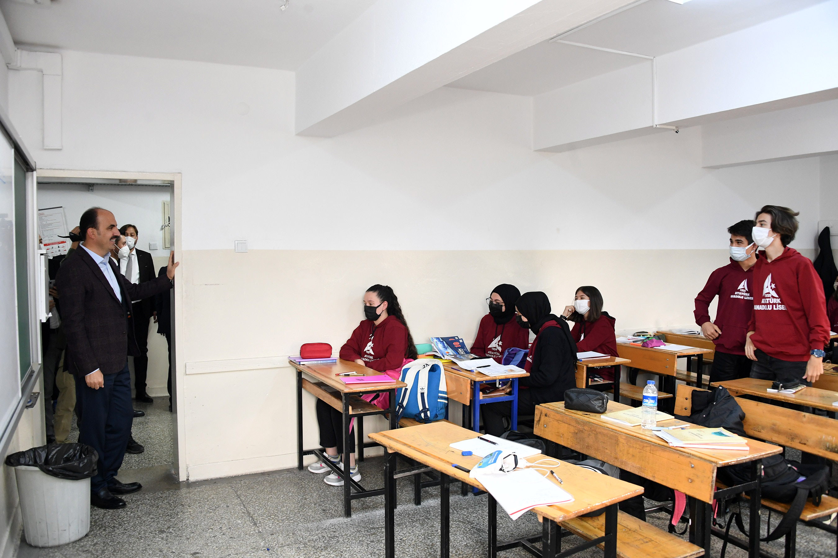Başkan Altay Öğretmenler ve Öğrencilerle Buluştu