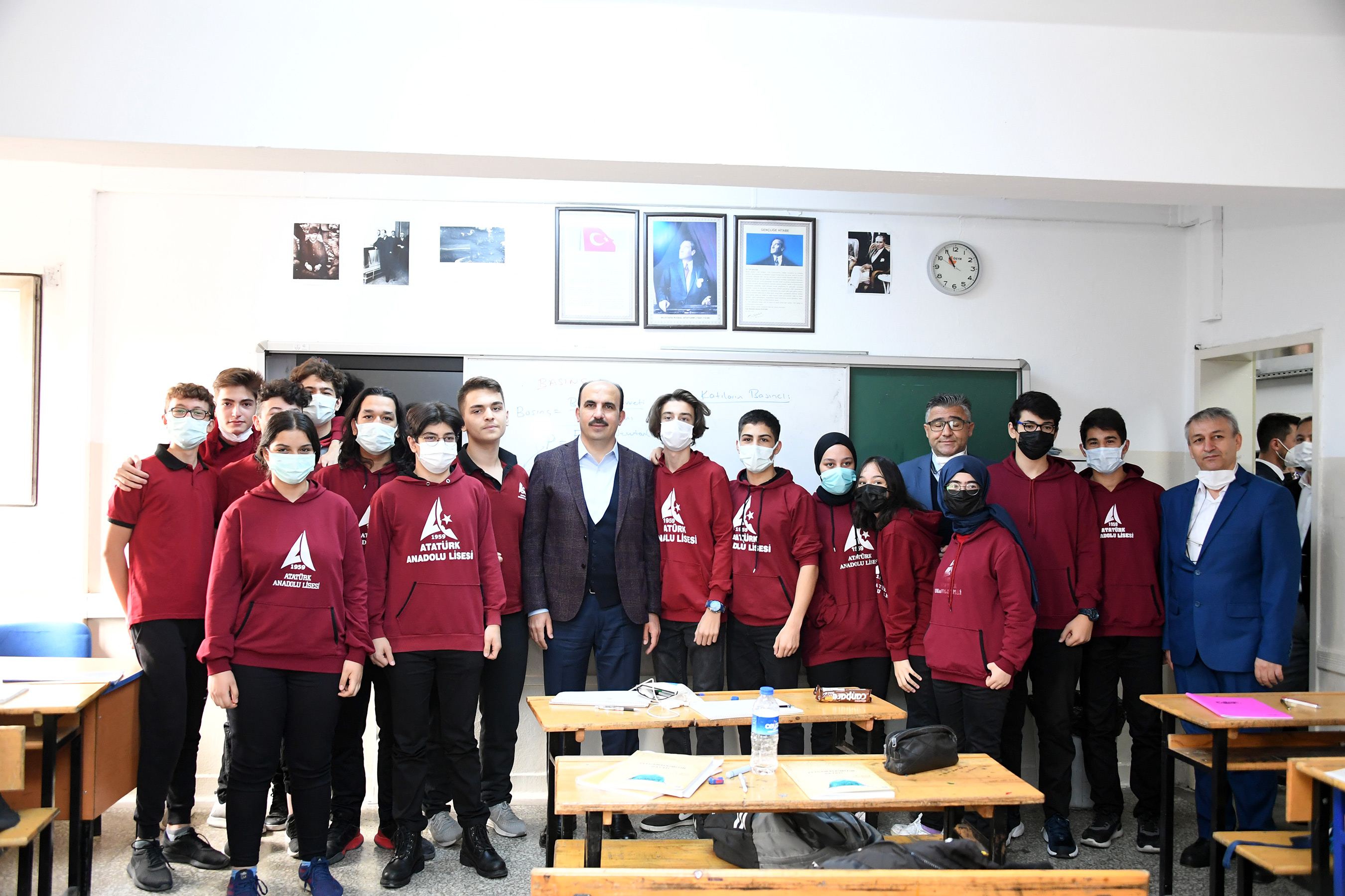 Başkan Altay Öğretmenler ve Öğrencilerle Buluştu