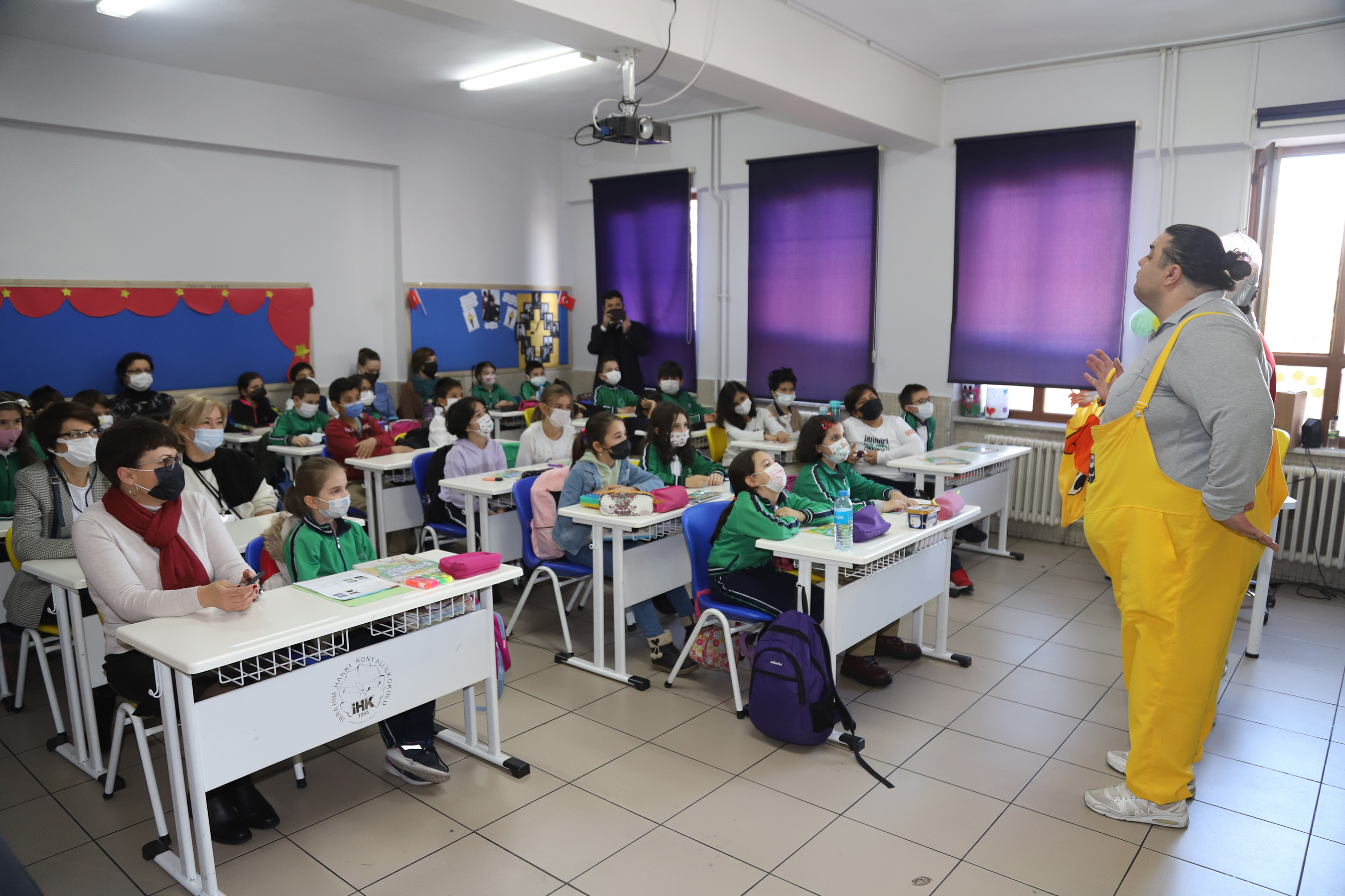 75 Bin Öğrenciye Çat Kapı Tiyatro ile Su Tasarrufu ve Sıfır Atık Anlatılıyor 
