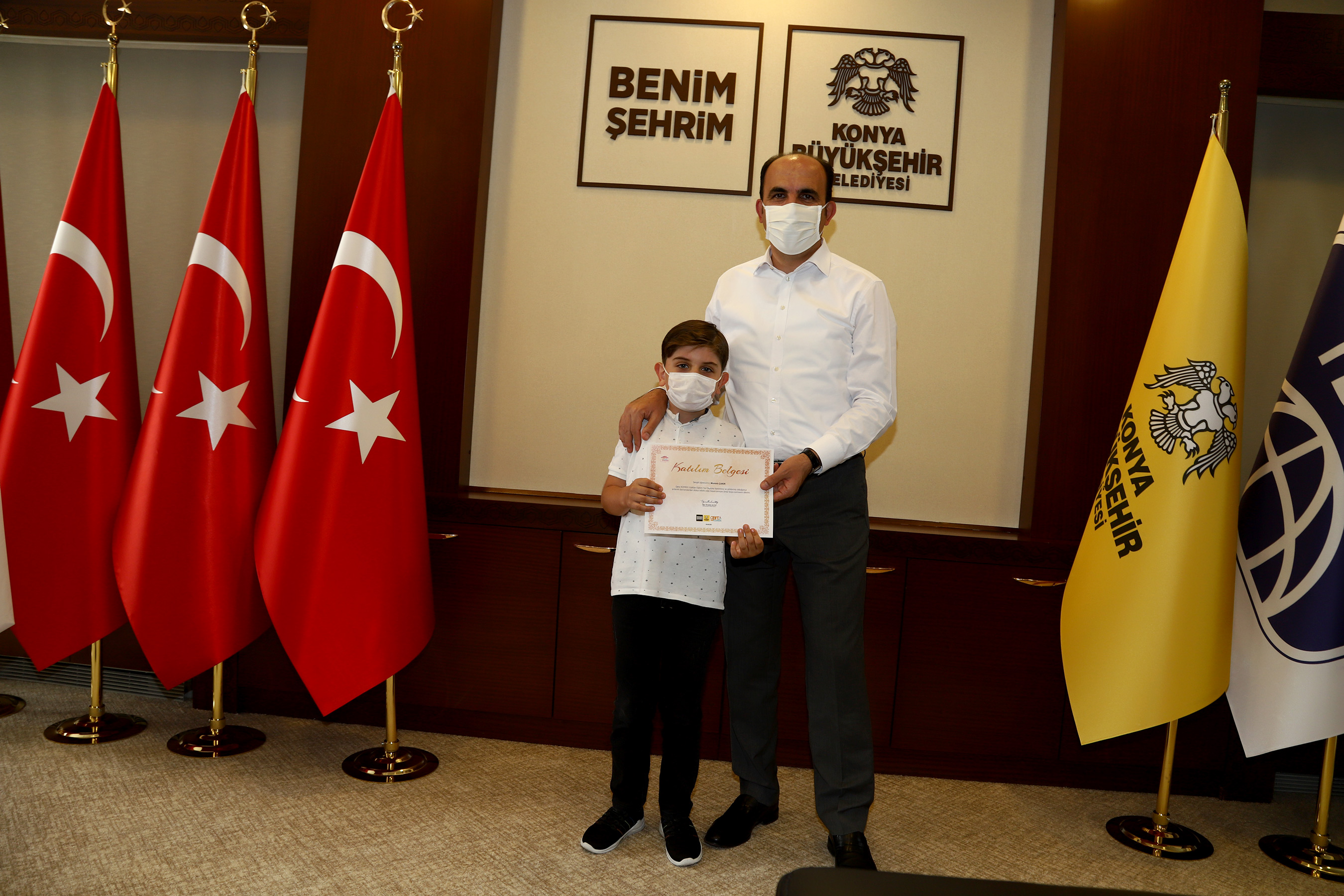 Genç KOMEK Yaz Okulu'ndan Başarılı Öğrencilere Sürpriz Hediye