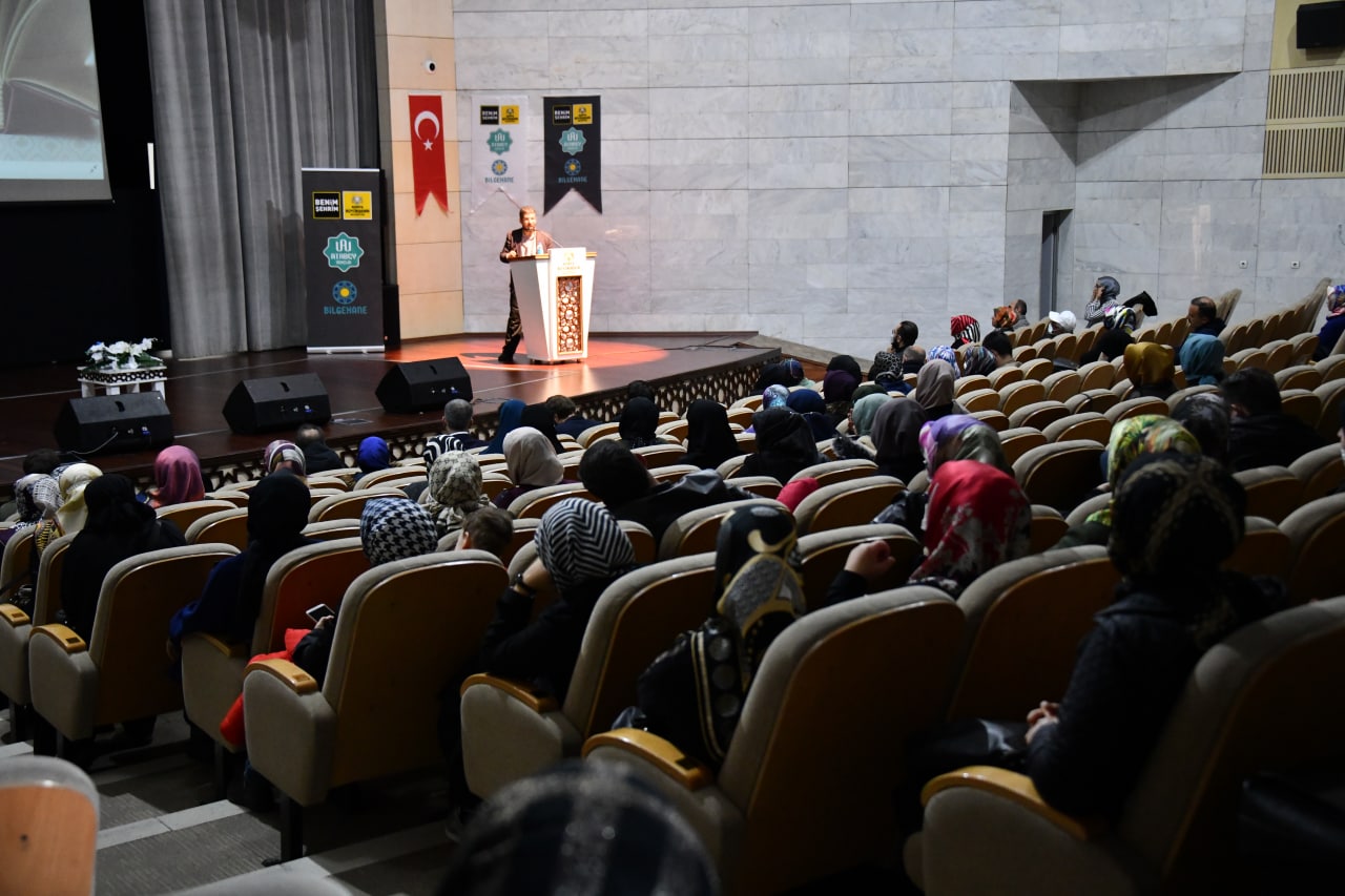 Büyükşehir Hafızlık Adaylarının Ailelerini Buluşturdu