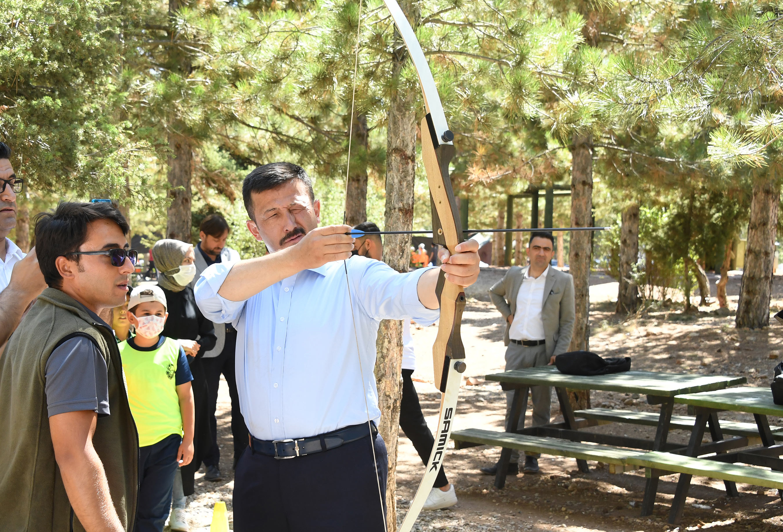AK Parti Genel Başkan Yardımcısı Dağ Büyükşehir'in Yaz Kamplarını Ziyaret Etti