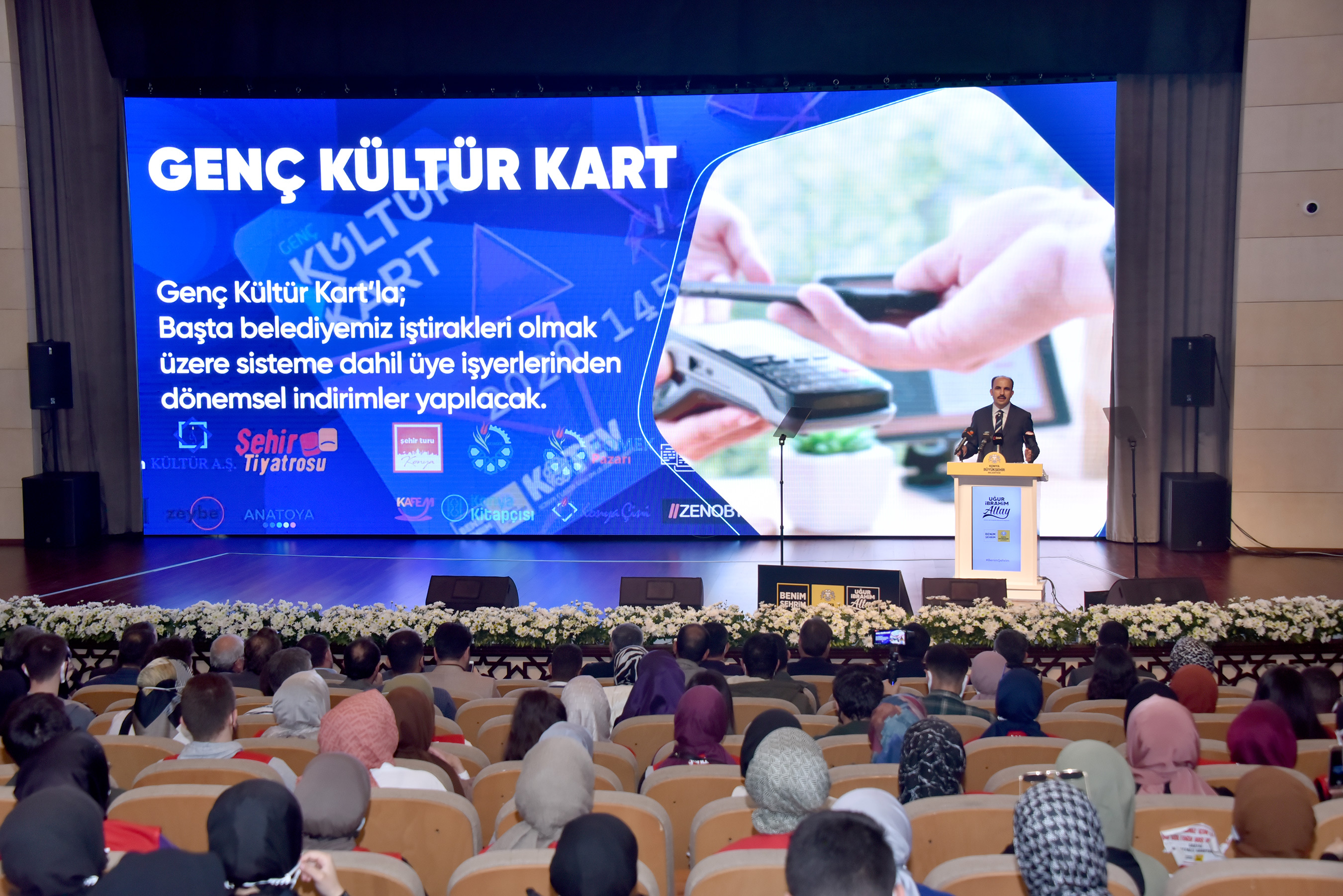Başkan Altay Gençlik Çalışmalarını Anlattı, Genç Kültür Kart'ı Tanıttı
