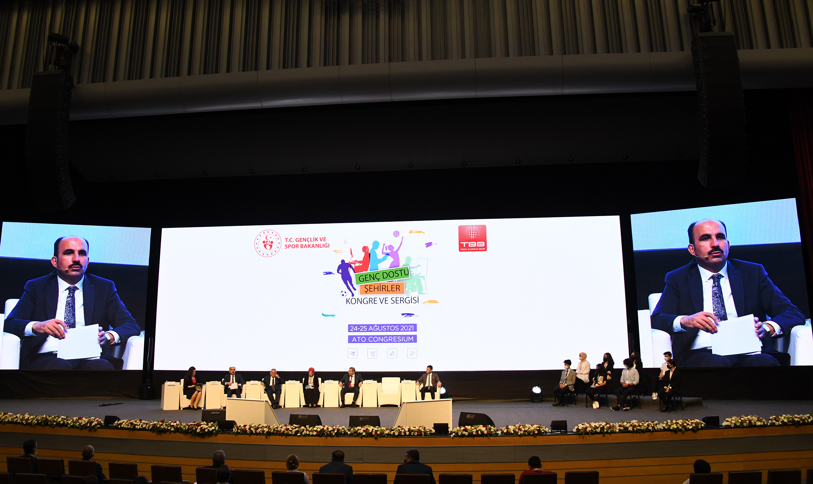 Başkan Altay: 'Gençlerimizin Hem Bugününü Hem Yarınını İnşa Etmek İçin Çalışıyoruz'