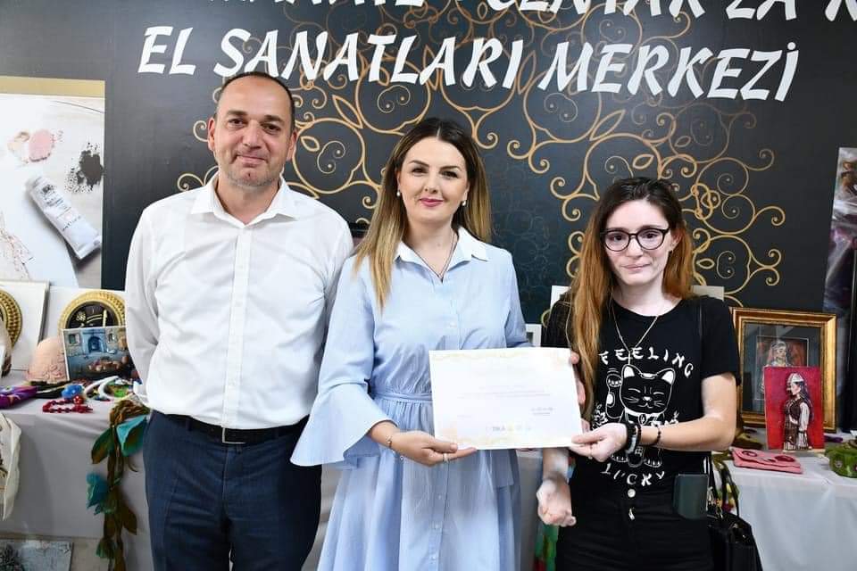 Kosova KOMEK Kursiyerlerinde Sertifika Heyecanı 