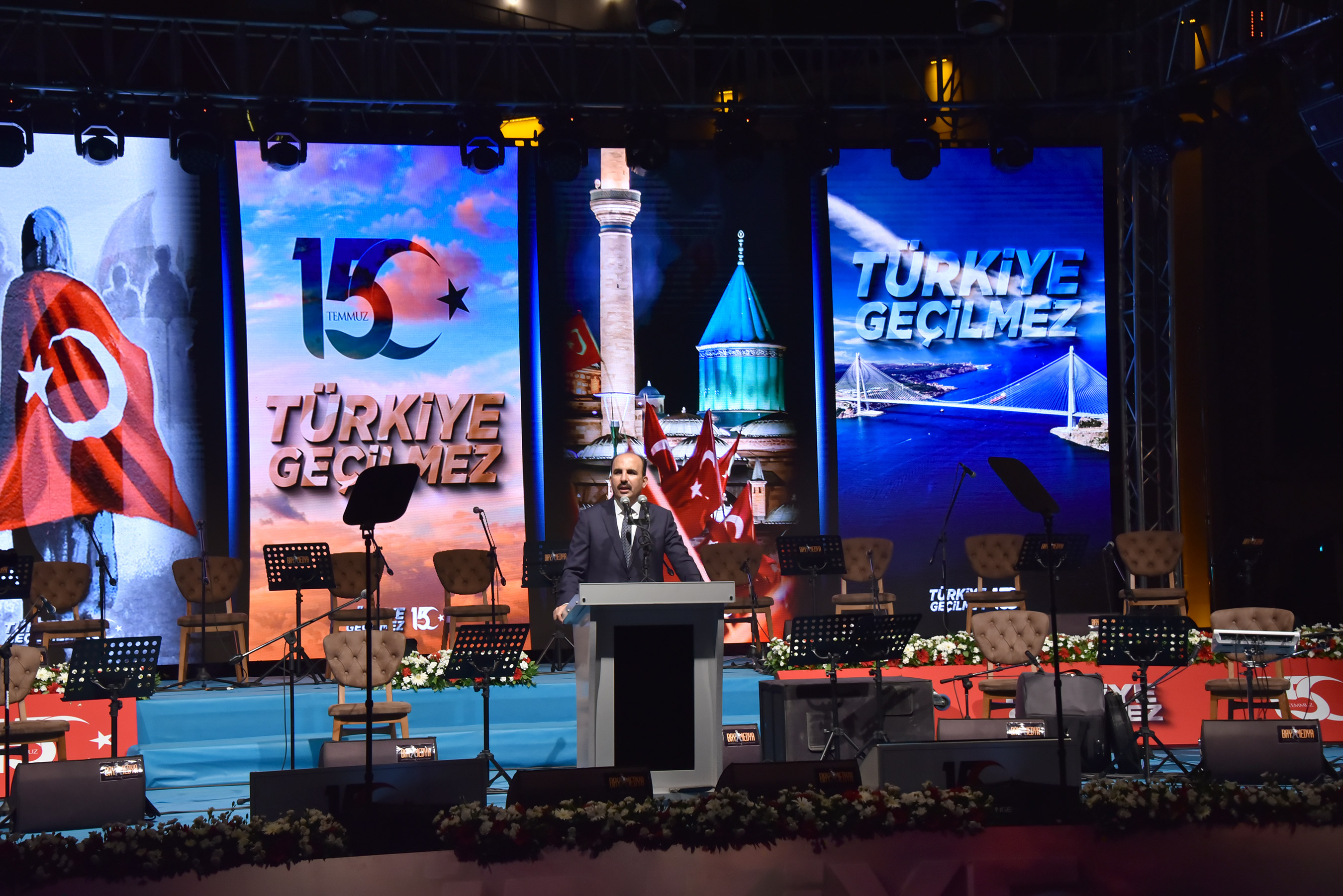 15 Temmuz'un 5.Yılında Binlerce Konyalı Mevlana Meydanı'nda Buluştu