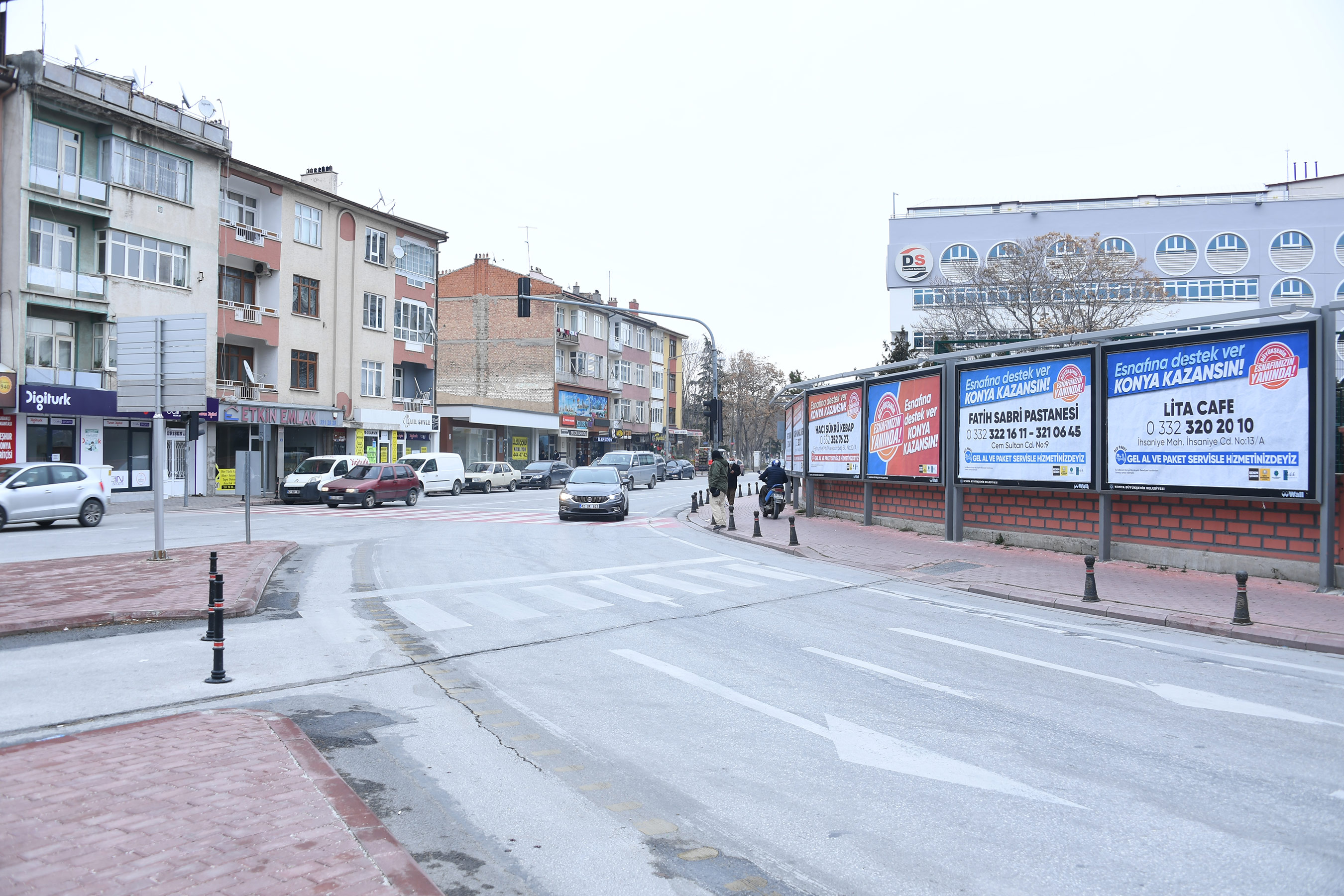 Konya Büyükşehir'den Esnafa Billboardlu Destek