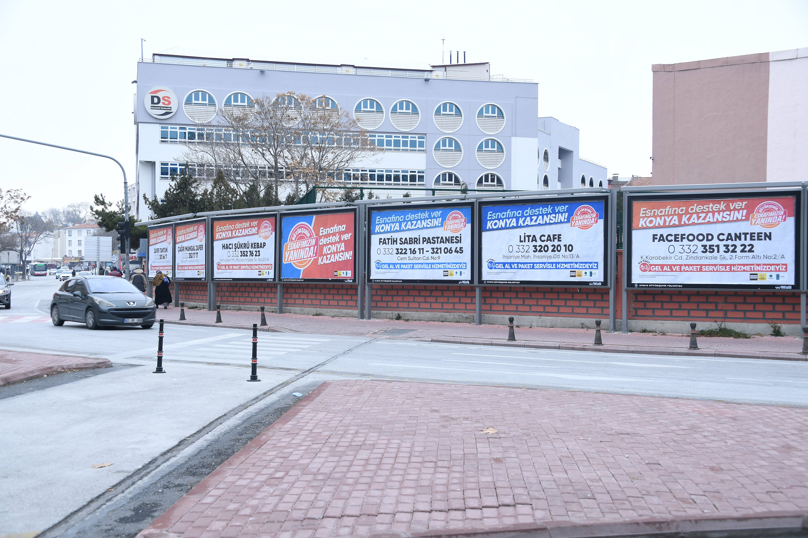 Konya Büyükşehir'den Esnafa Billboardlu Destek