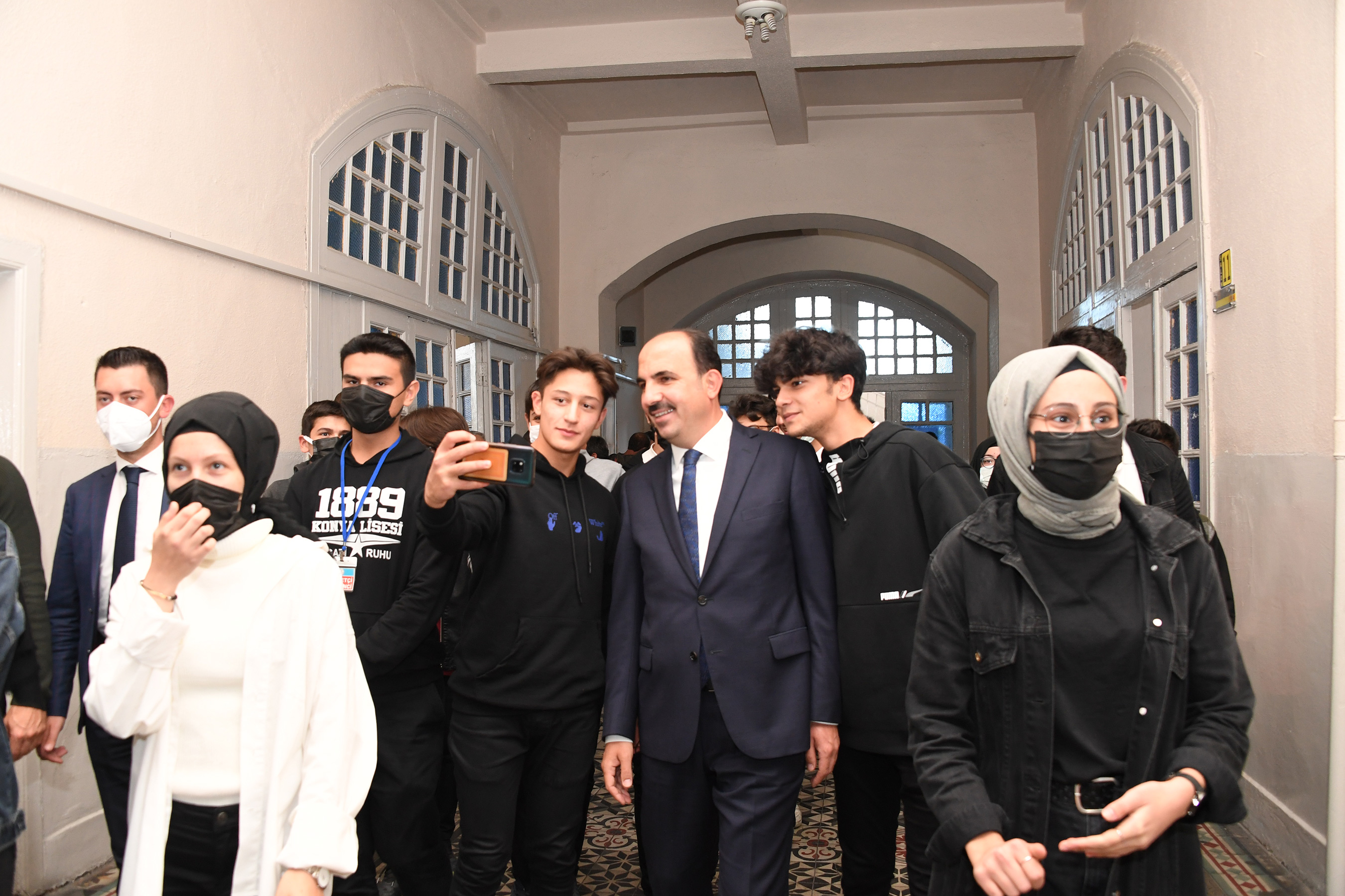 Başkan Altay Mezun Olduğu Konya Lisesi'ni Ziyaret Etti