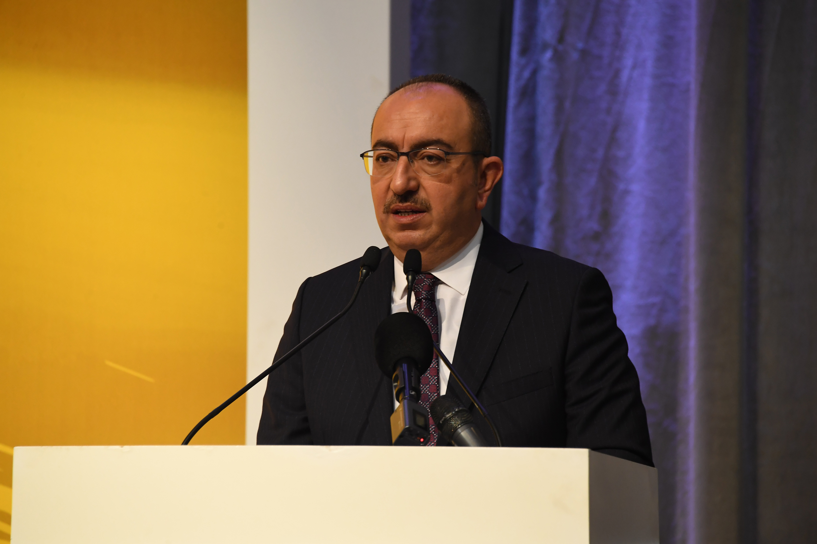 Belediye İşçilerinin Sözleşme Sevinci