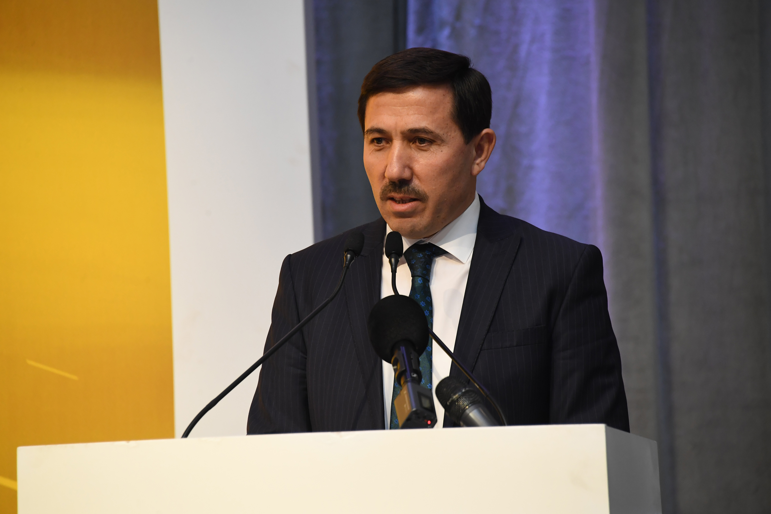 Belediye İşçilerinin Sözleşme Sevinci
