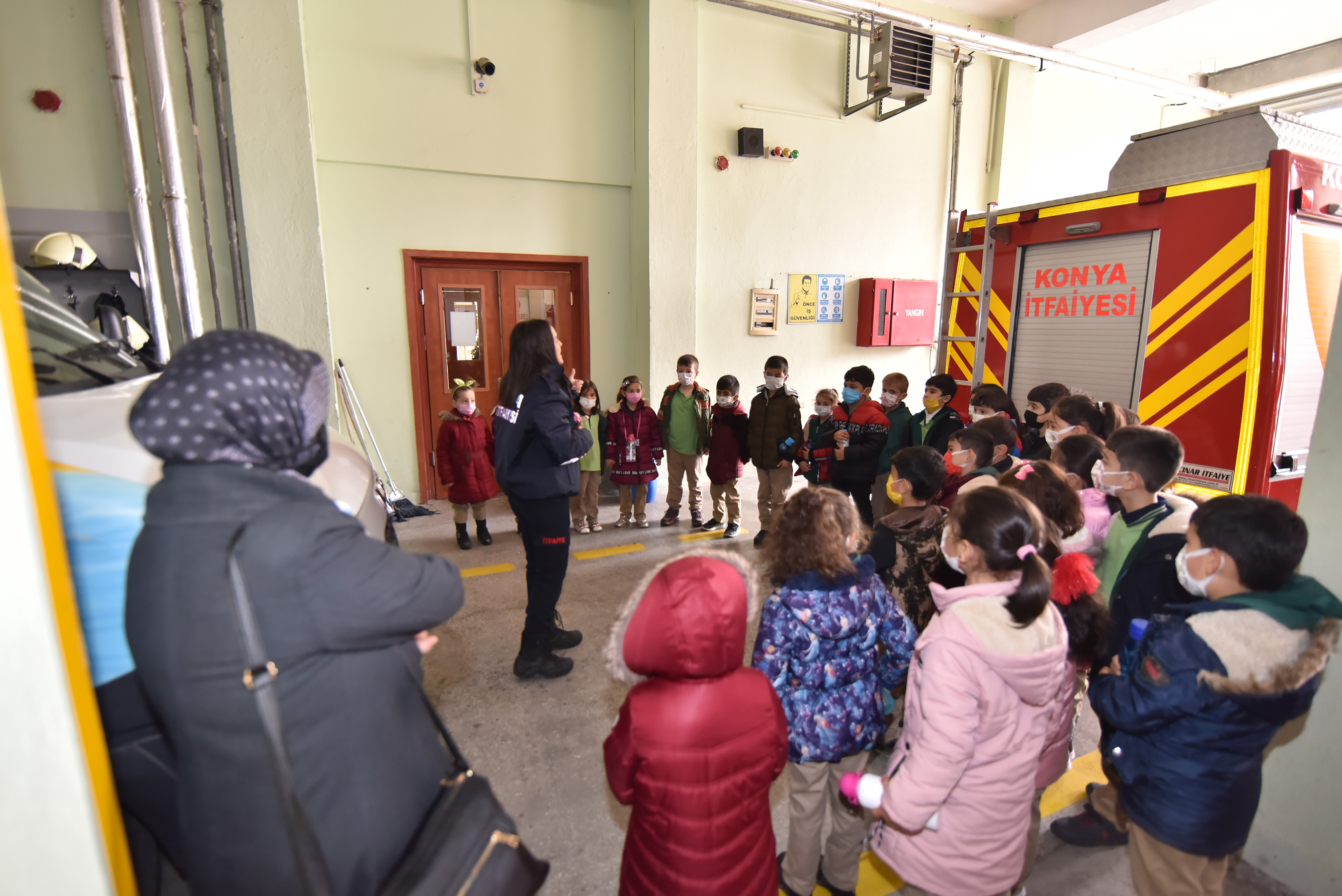 Minik Öğrenciler Yangın Konusunda Bilinçleniyor